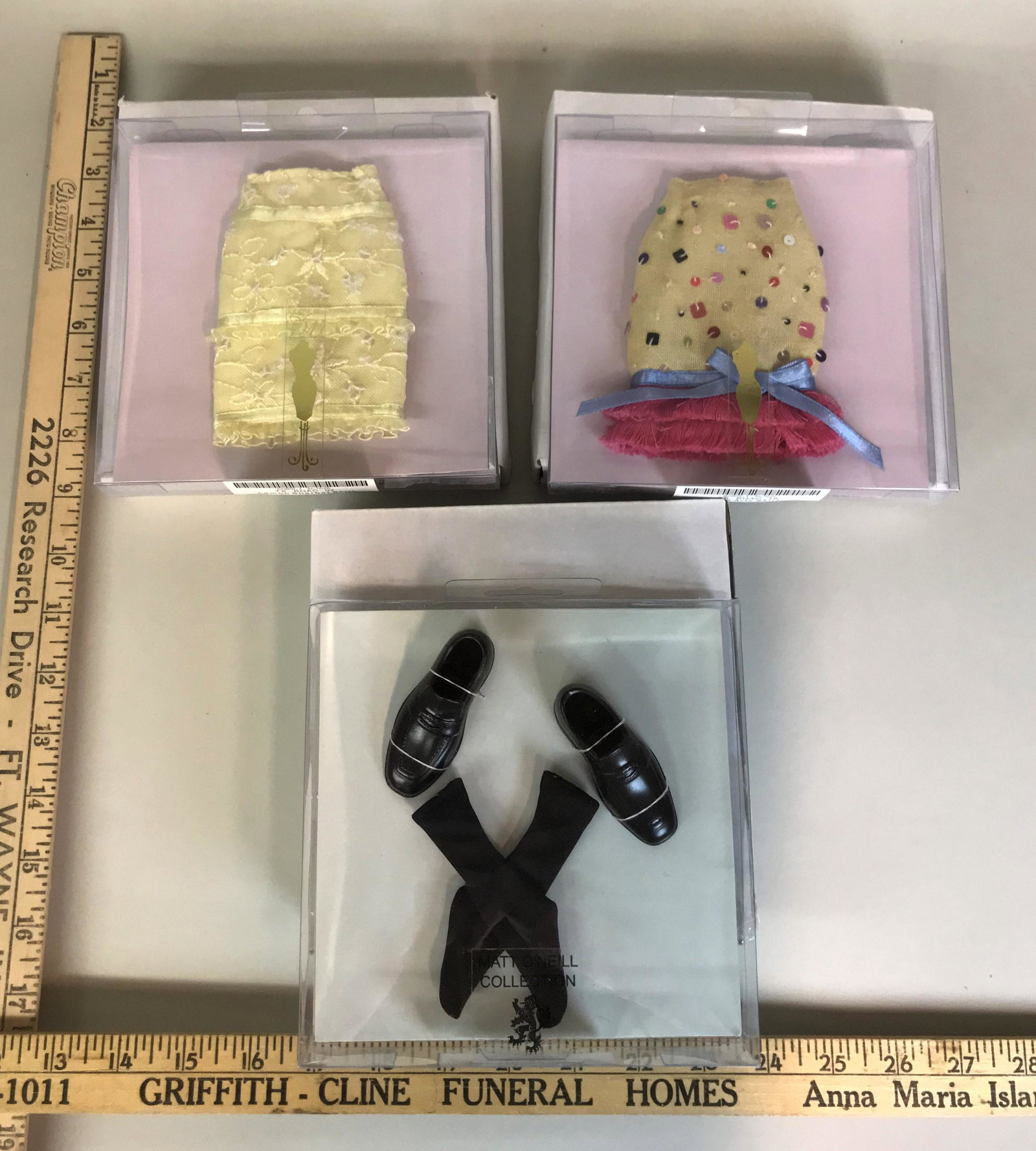 3 Tonner Doll Accessories Shoes Skirt: 3 Tonner doll accessories, including Matt O'Neill "Black Shoes And Socks" TOM0602, Tyler Wentworth "Lemon Sherbet Skirt" T5-BQAC-07, and Tyler Wentworth "Pop Art Skirt" T5-BQAC-18.