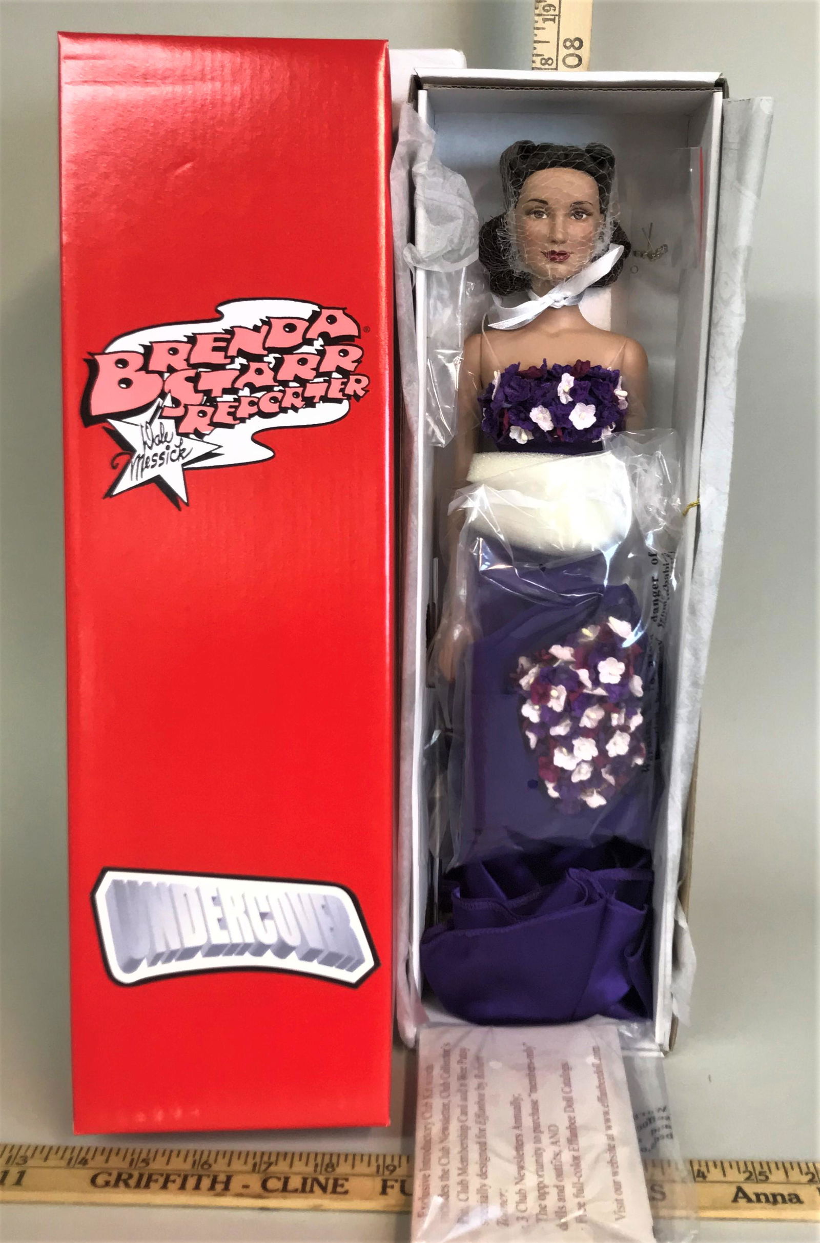 Effanbee Brenda Starr Reporter Betty Ann Doll: An Effanbee Brenda Starr Reporter "Vintage & Violet Betty Ann" doll. E5-BSDD-03