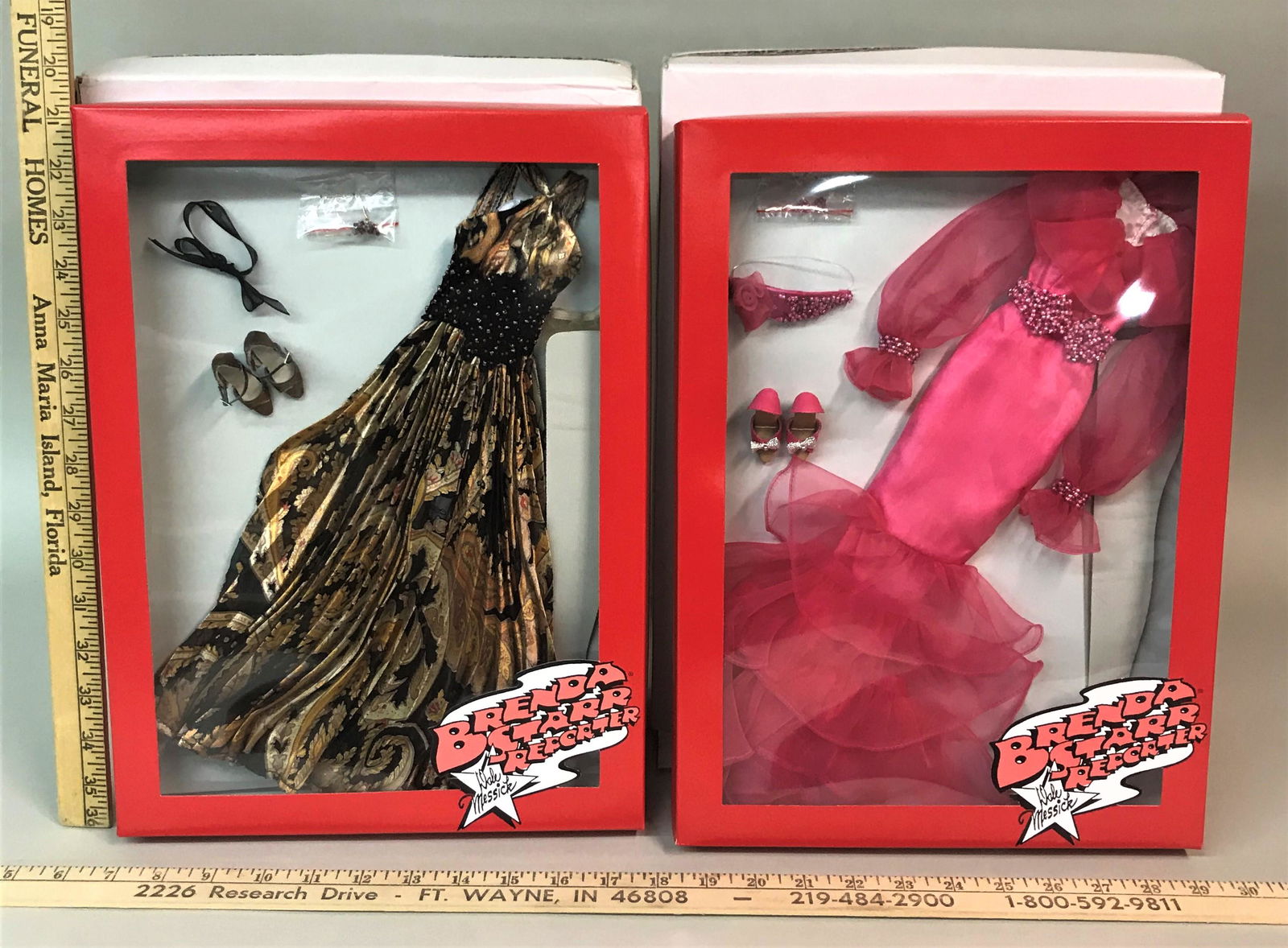 2 Effanbee Brenda Starr Reporter Doll Clothing Sets: 2 Effanbee Brenda Starr Reporter doll clothing sets, including "Pleats Please" E6-BSOF-02 and "Pink Obsession" E6-BSOF-01.