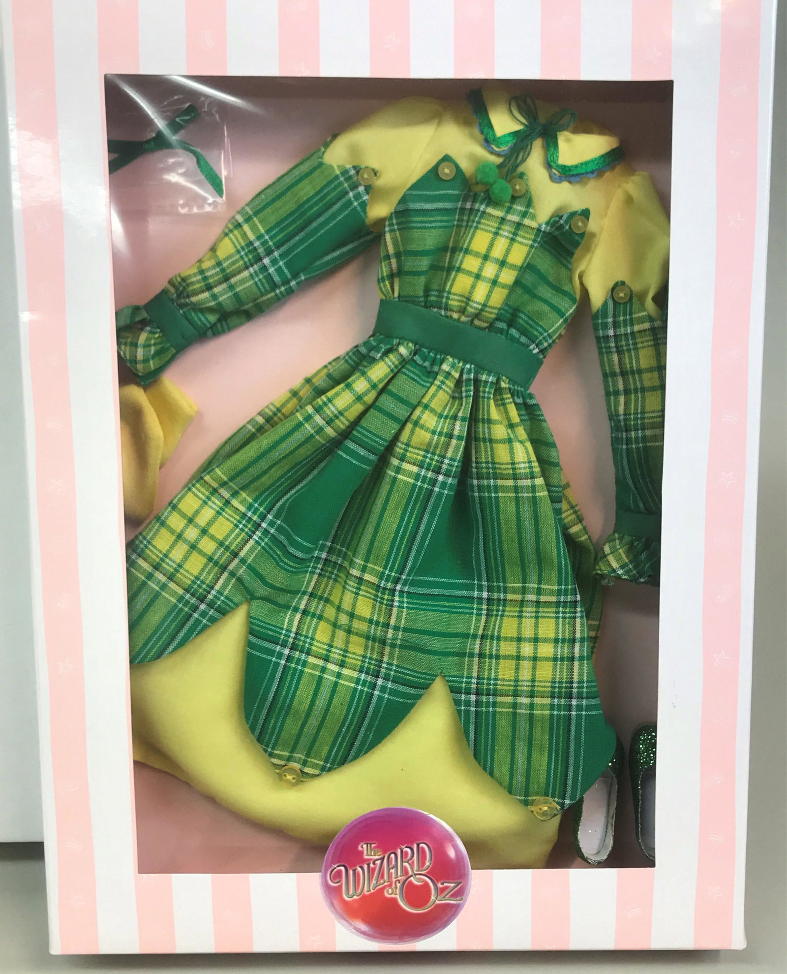 Tonner Doll Clothes- Munchkinland Reception: Tonner Doll Clothes- Munchkinland Reception T9OZOF01