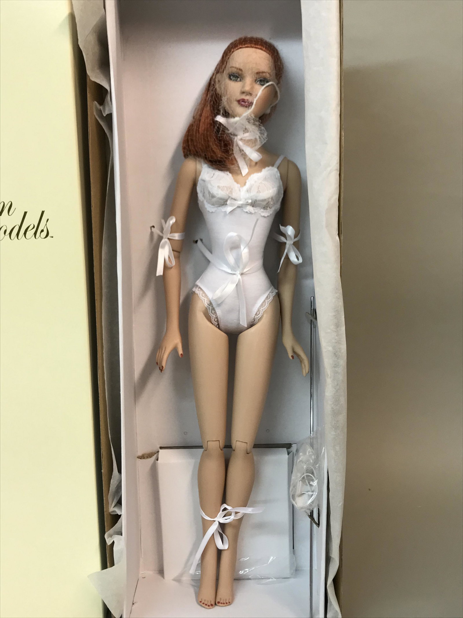 Tonner American Models Basic Redhead Doll: A Tonner American Models "Basic Redhead" doll. T7-AMBD-03
