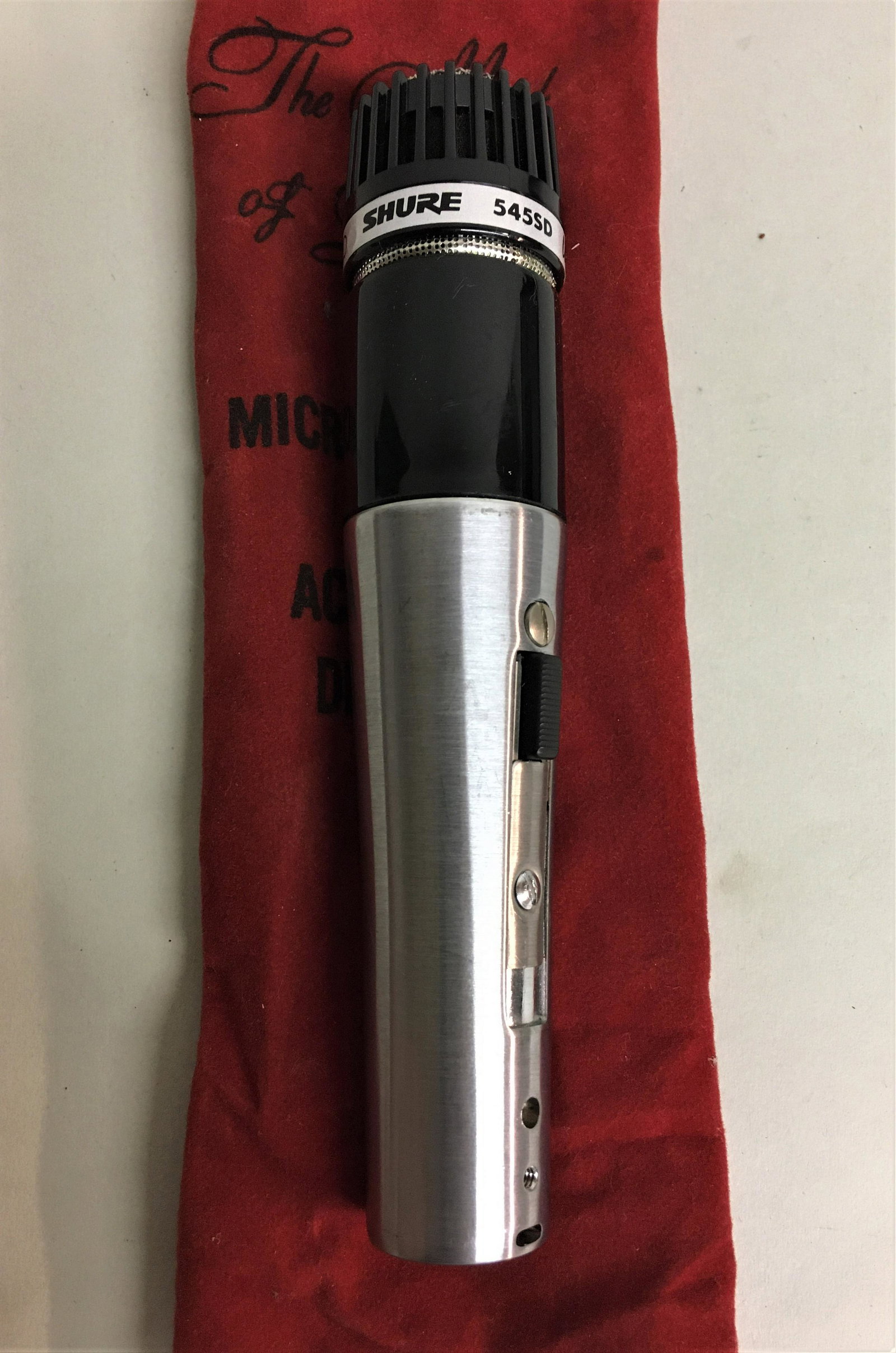 Vintage Shure Unidyne III Model 545SD Microphone: A vintage Shure Unidyne model 5545D microphone.