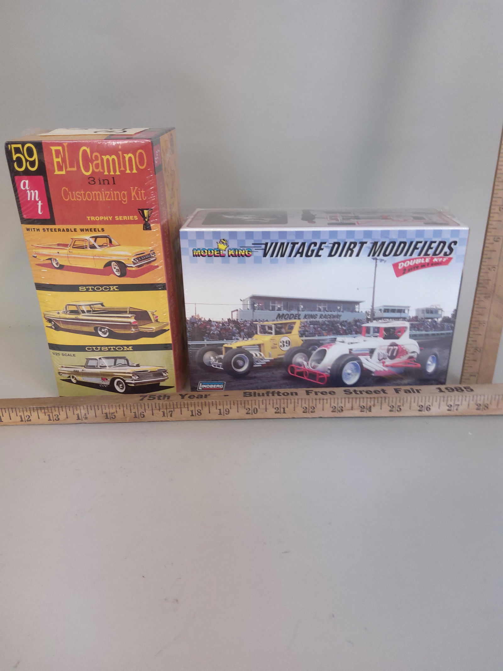 2 Model Kits Lindberg Vinage Dirt Modifieds AMT Ertl El: 2 model kits including Lindberg Vintage Dirt Modifieds & AMT Ertl '59 El Camino