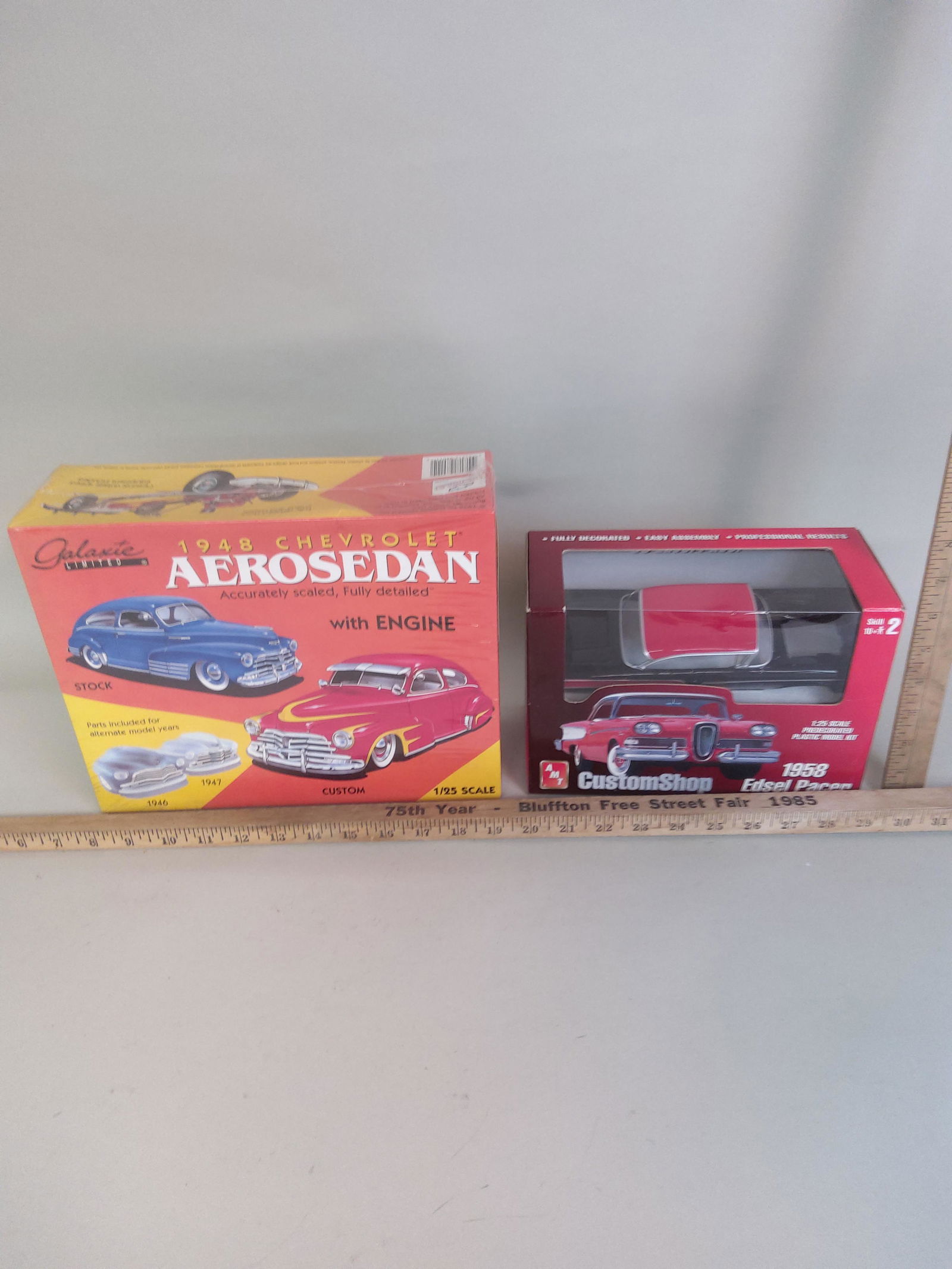2 Model Kits Galaxie Limited 1948 Chevrolet Aerosedan: 2 model kits including Galaxie Limited 1948 Chevrolet Aerosedan & AMT Ertl 1958 Edsel Pacer.