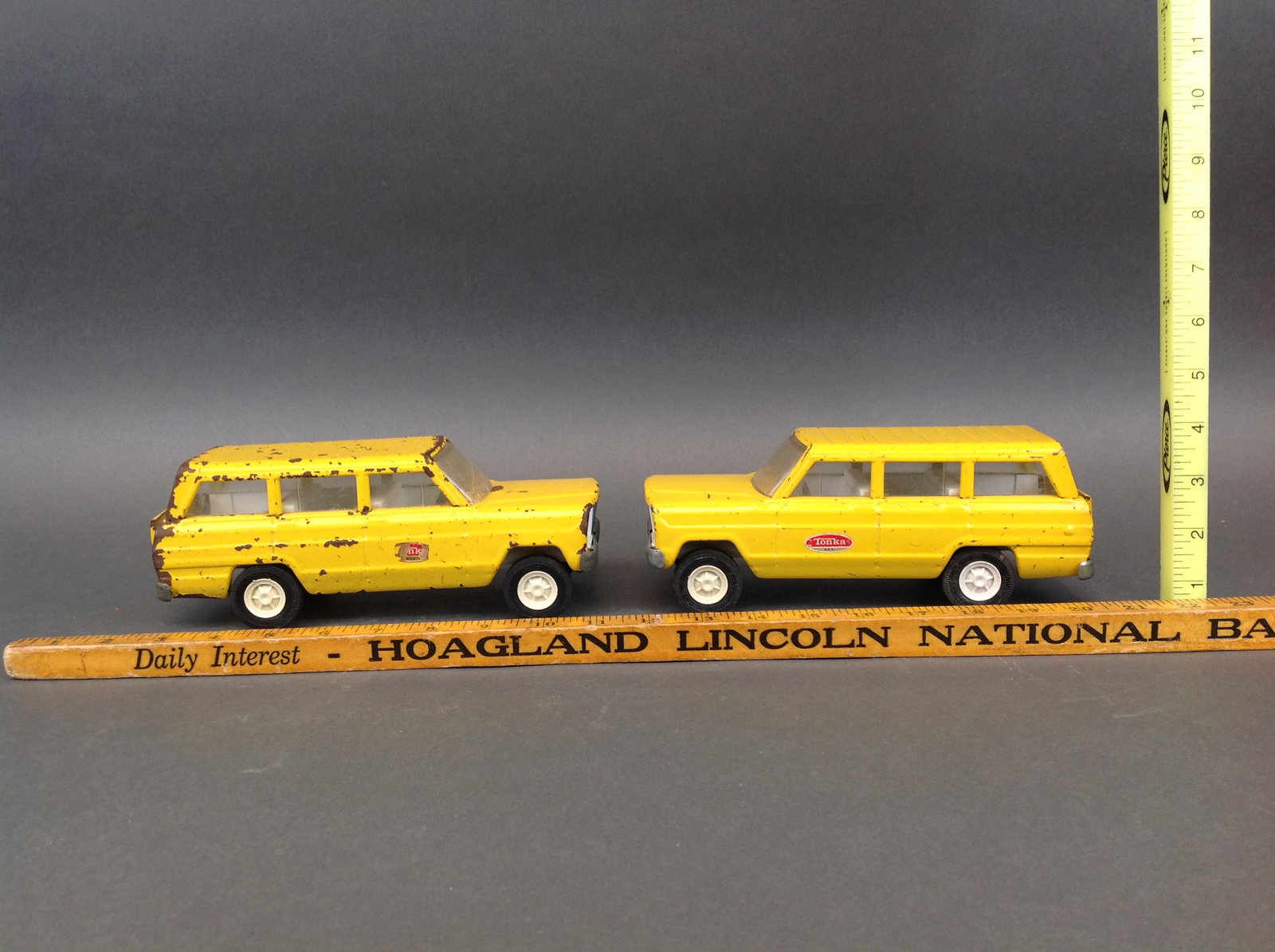 (2) Tonka Jeeps: (2) Tonka Jeeps