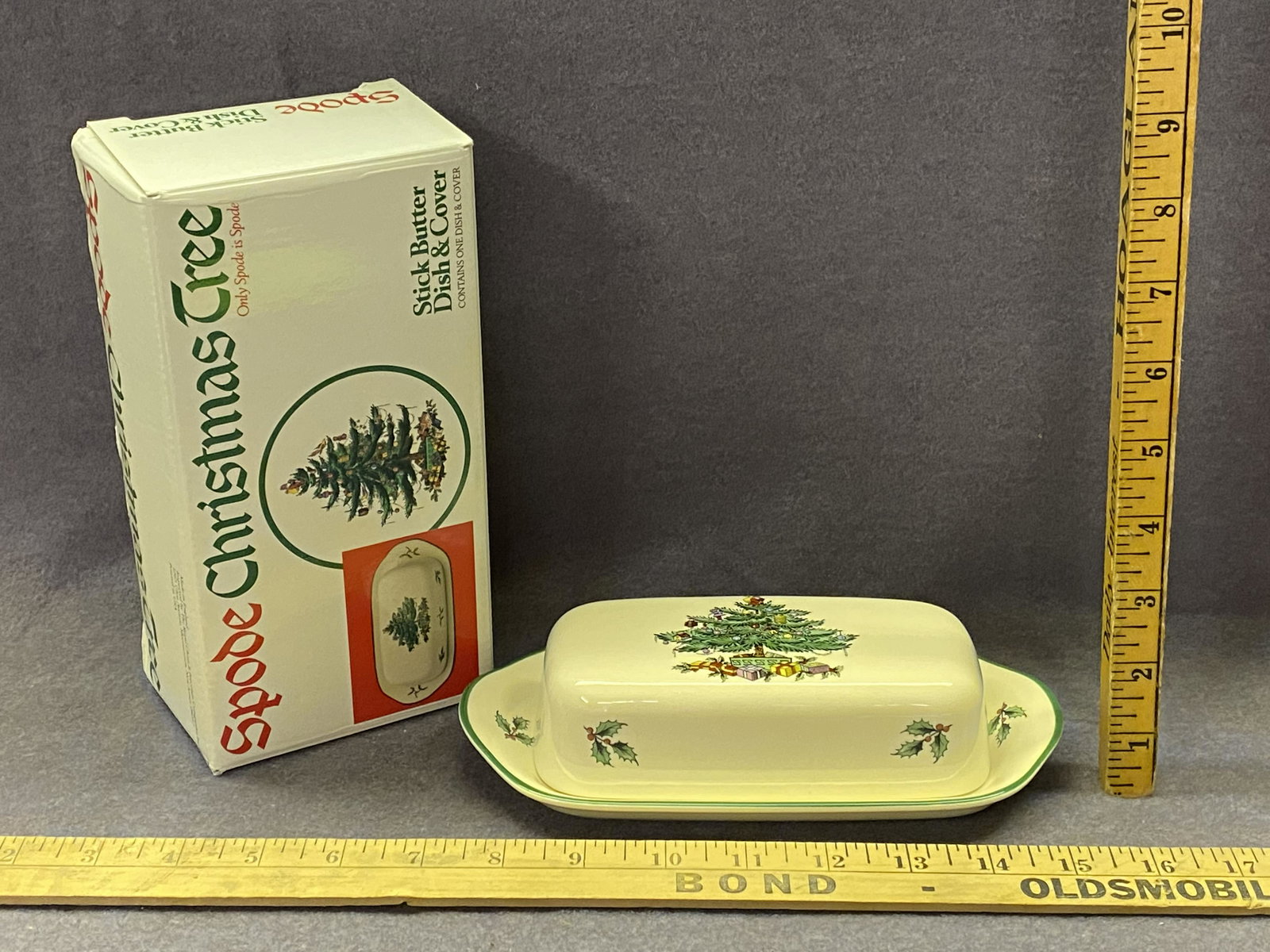 Spode Christmas Tree Stick Butter Dish & Cover: A Spode "Christmas Tree" Stick Butter Dish & Cover
