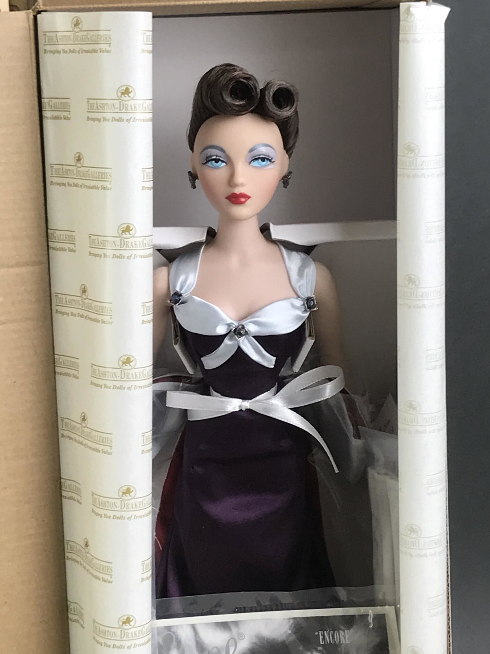 Ashton Drake Encore Doll: Ashton Drake, Gene Collection, 5th Anniversary 2000 Encore Doll, 76529, in original box