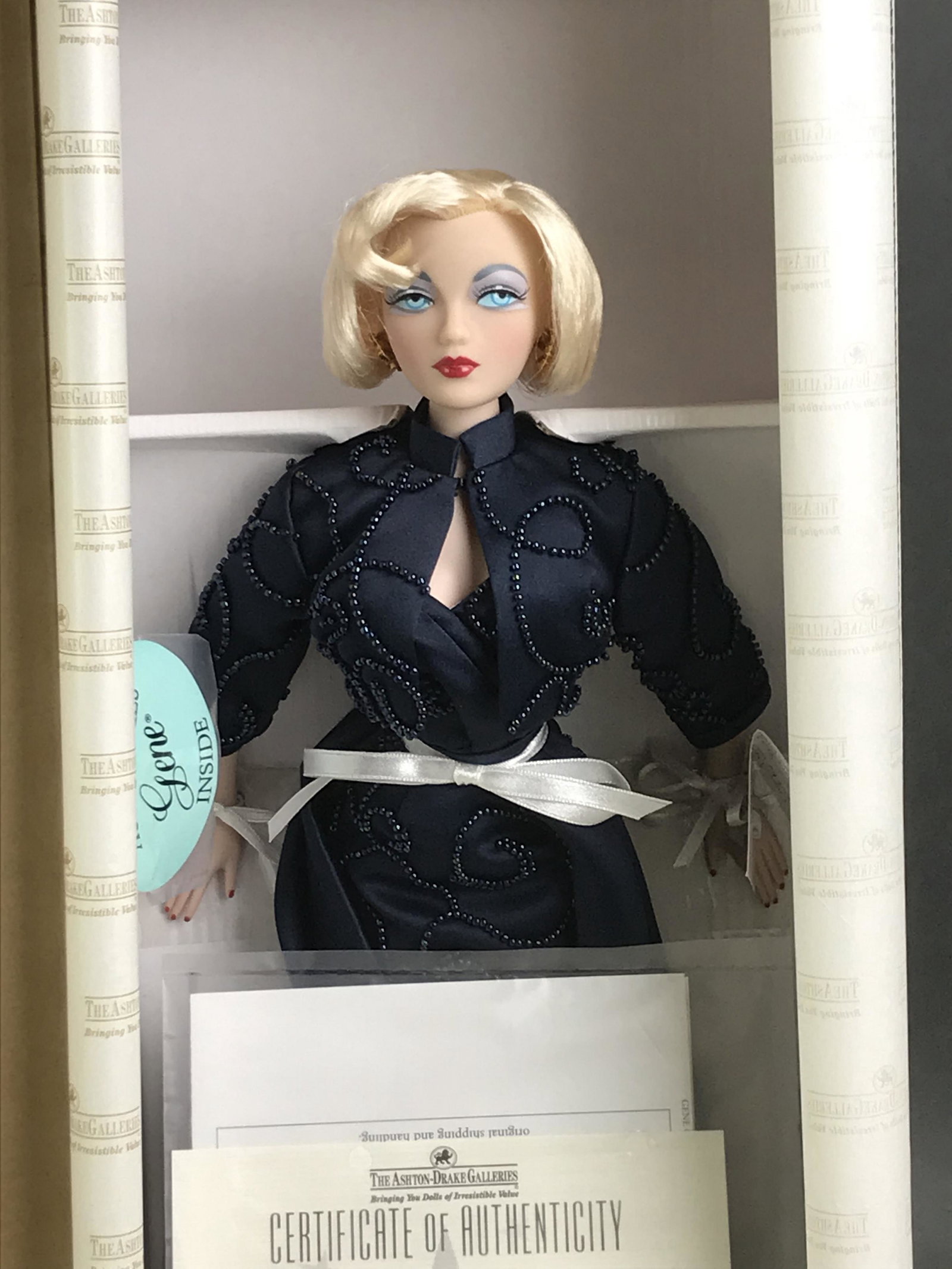 Asheton Drake Gentlemen Prefer Blondes Doll: Ashton Drake, Gene, Twentieth Century Fox Gentlemen Prefer Blondes Doll, 38270, in original box