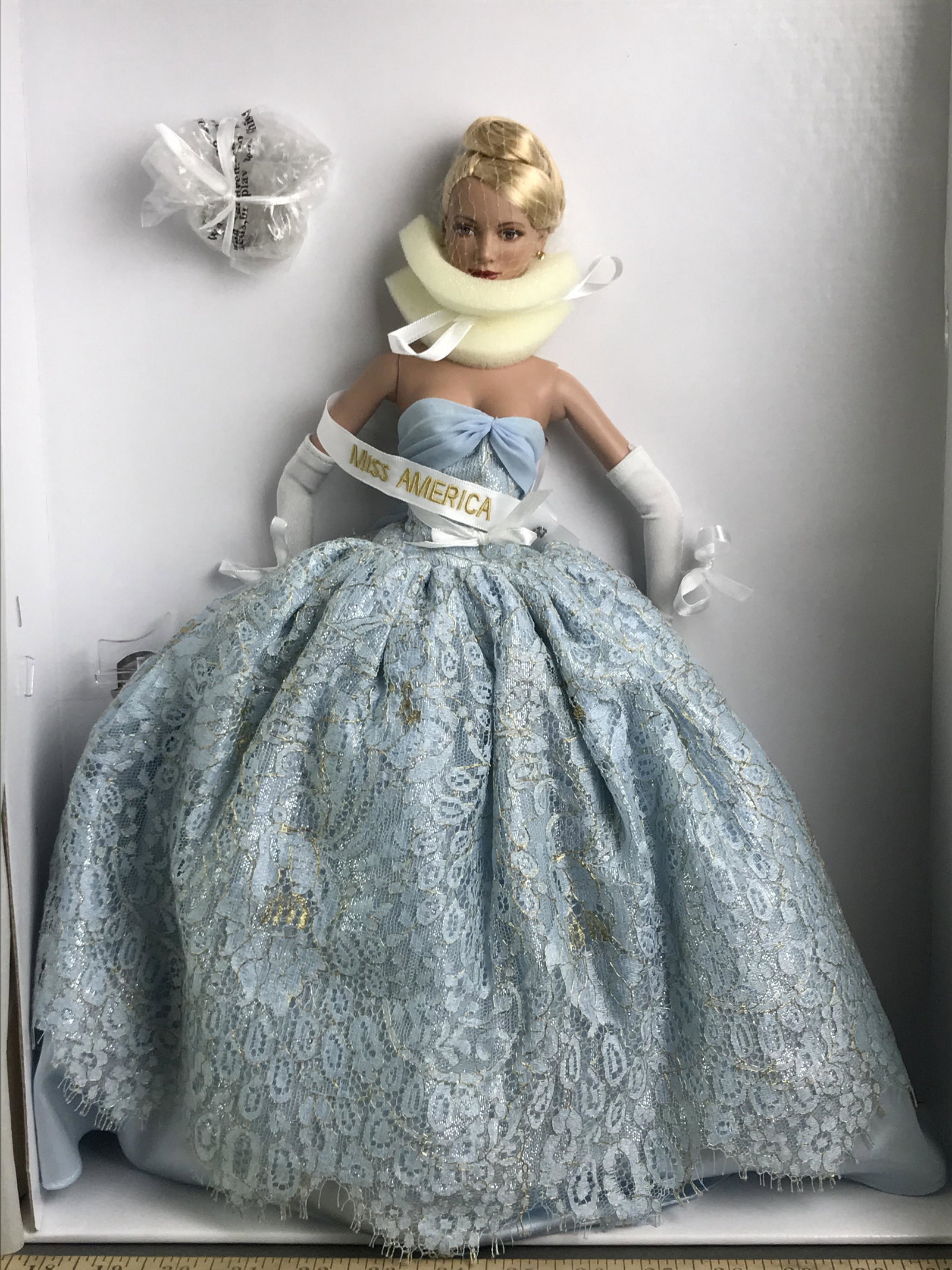 Tonner Doll, Miss America There She Is Doll: Tonner Doll, Miss America There She Is Doll, T5-A16D-01-001, in original box