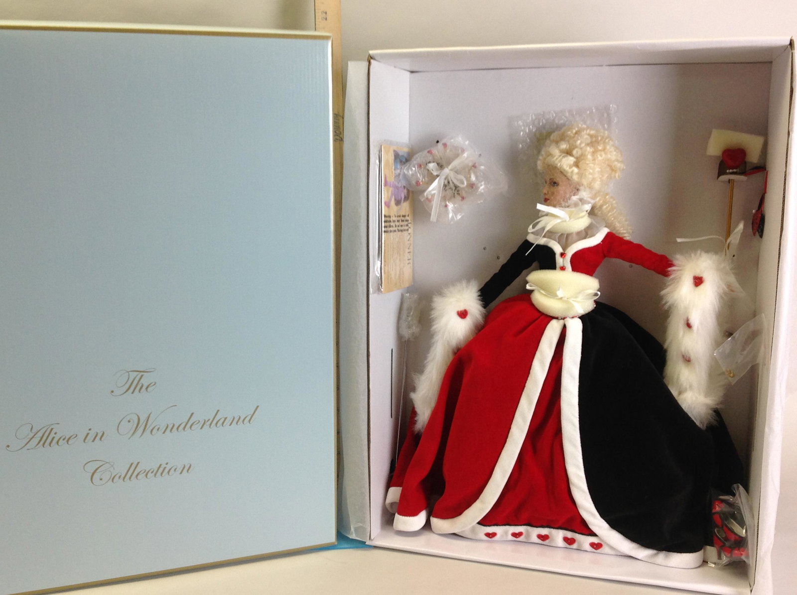 Tonner Doll- Alice in Wonderland Collection doll: Coronation T6-AWDD-03