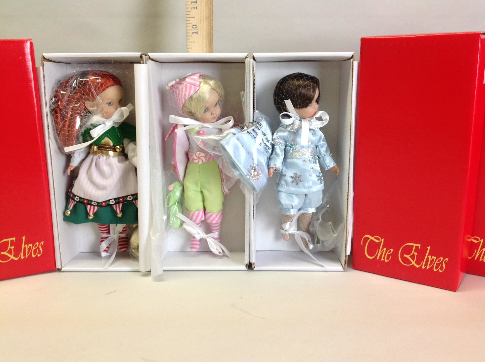 3 Tonner Dolls- The Elves Collection: Holly T6-XMDD-04;Winter Frost Lee T6-XMDD-07; Santa's Sweet Shoppe Kane T6-XMDD-03