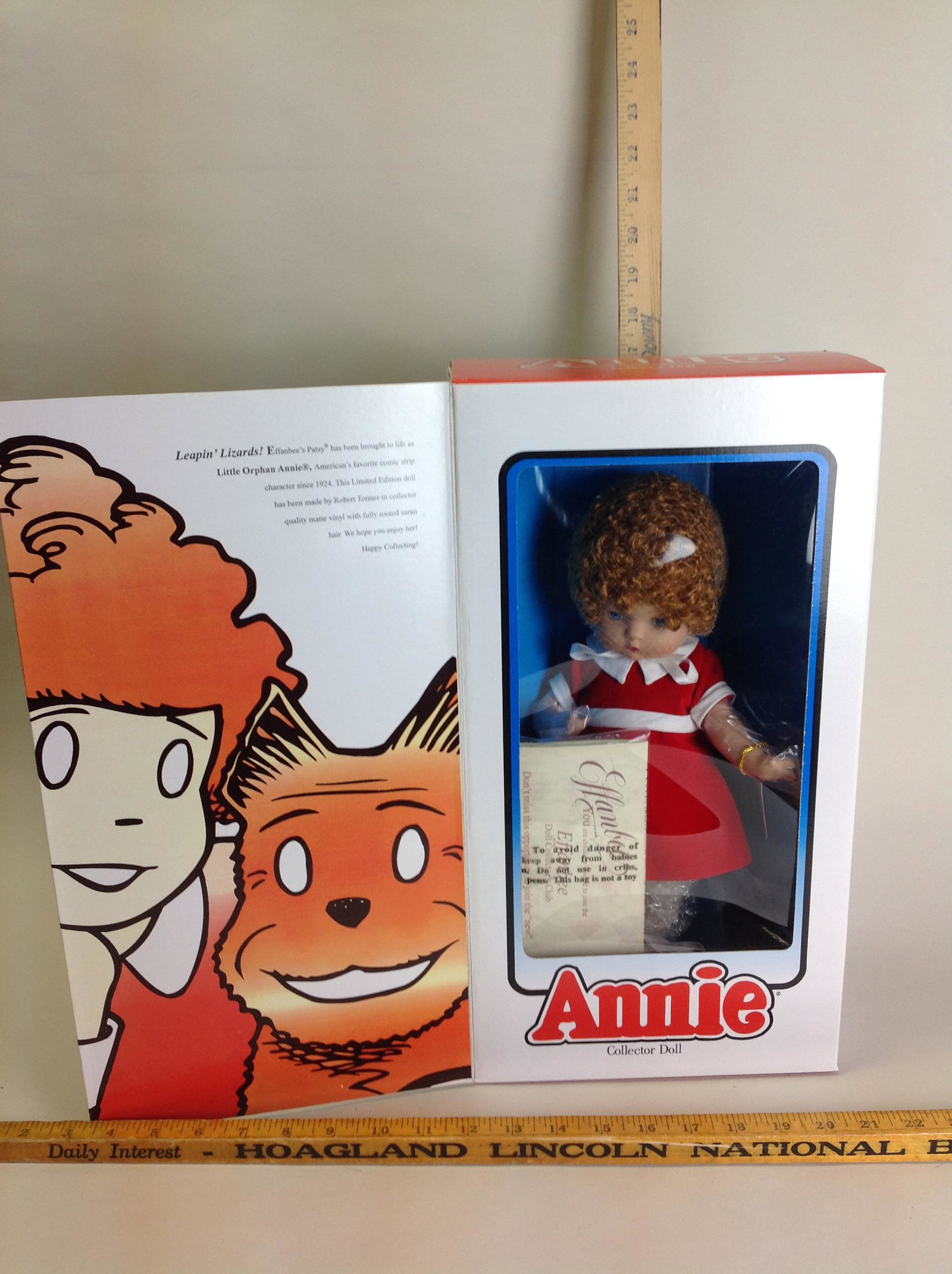Effanbee Doll Company- Annie Collector doll: Annie doll PA1400