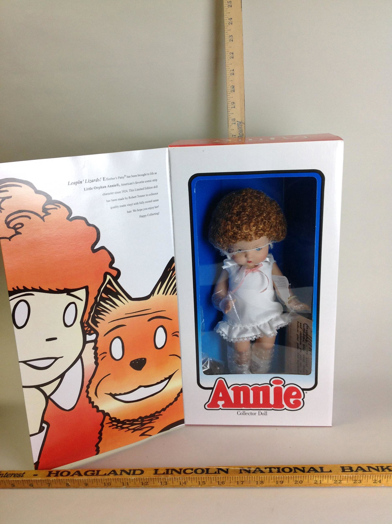 Effanbee Doll Company- Annie Collector doll: Absolutely Annie doll #PA0400
