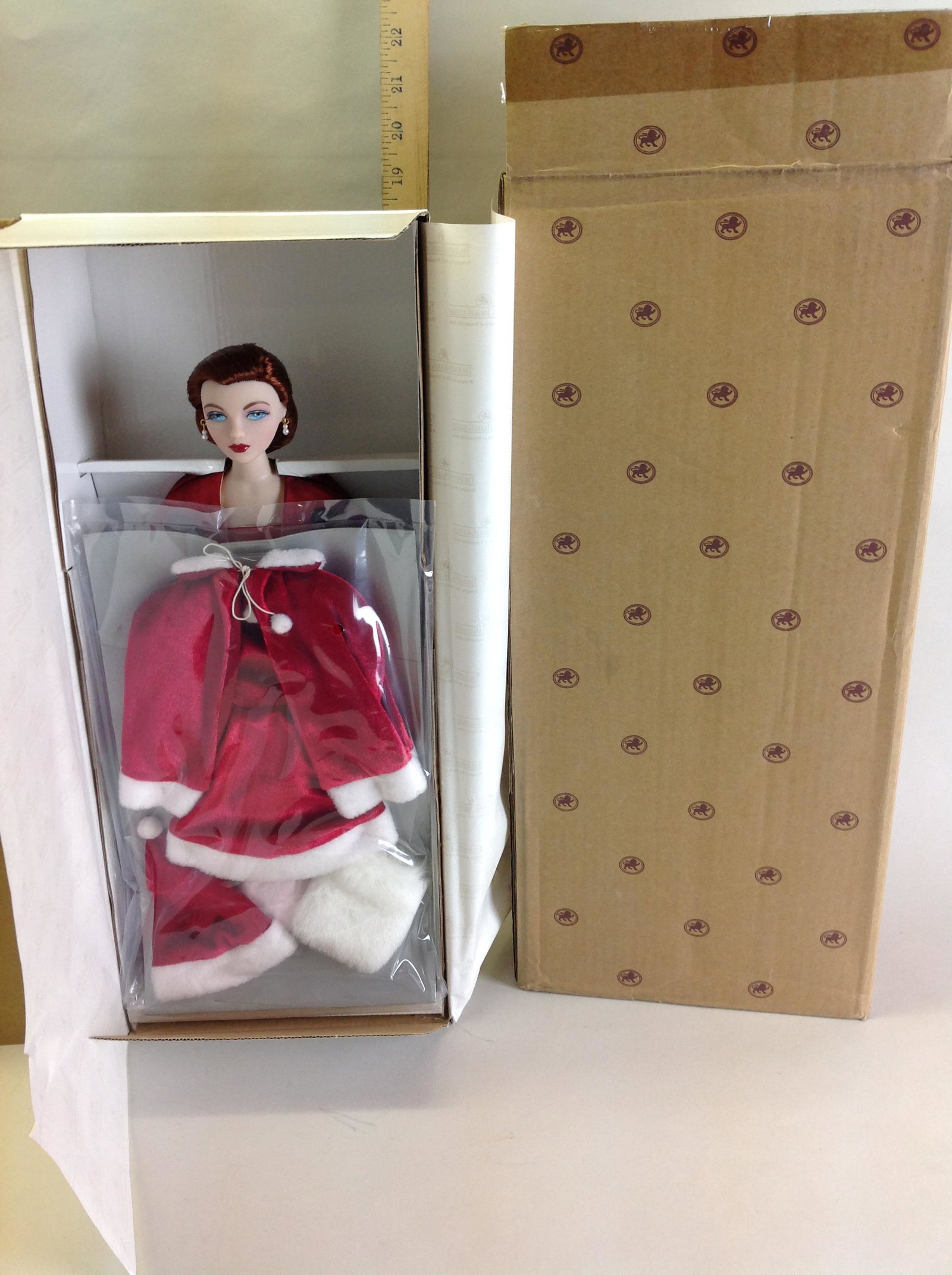 Ashton Drake, Gene, A Touch of Hospitality Doll: Ashton Drake, Gene Collection, A Touch of Hospitality Doll, 94446, in original box