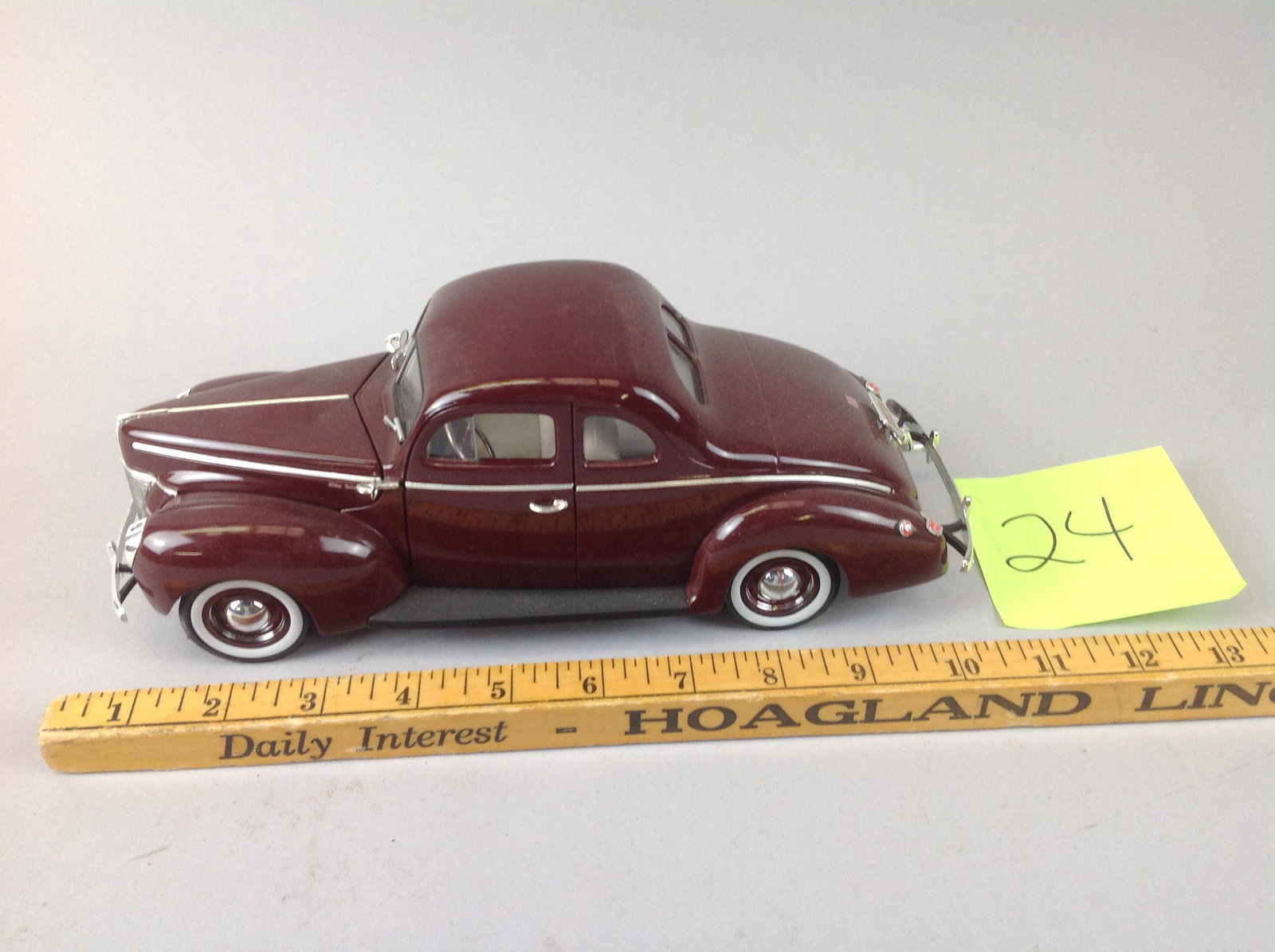 1940 Ford Deluxe Coupe, Ertl, 1/18 scale: Ertle 1940 Ford Deluxe Coupe, 1/18 scale, diecast collector car