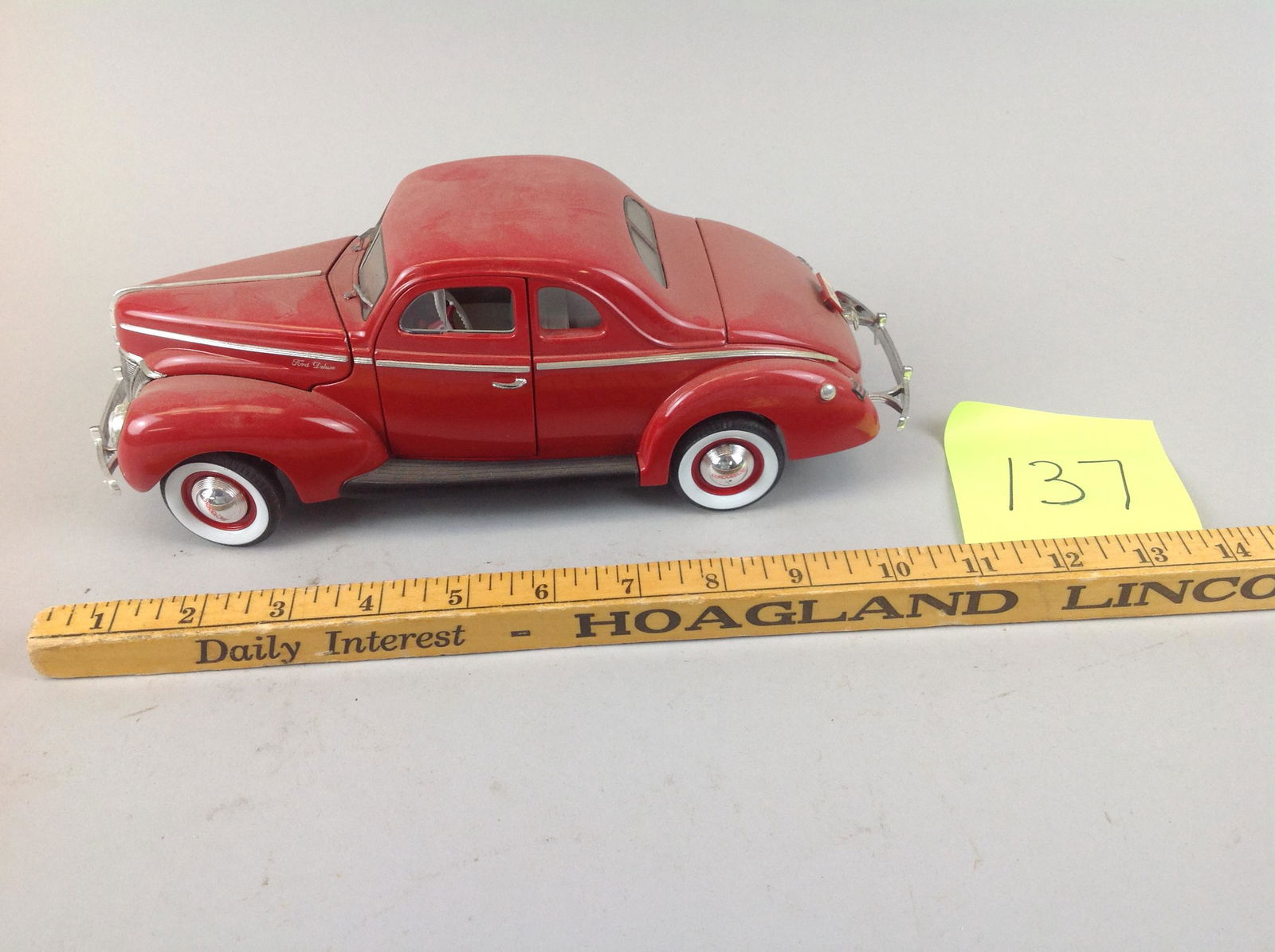1940 Ford, 1/18 scale: 1940 Ford, Universal Hobbies collector car, 1/18 scale