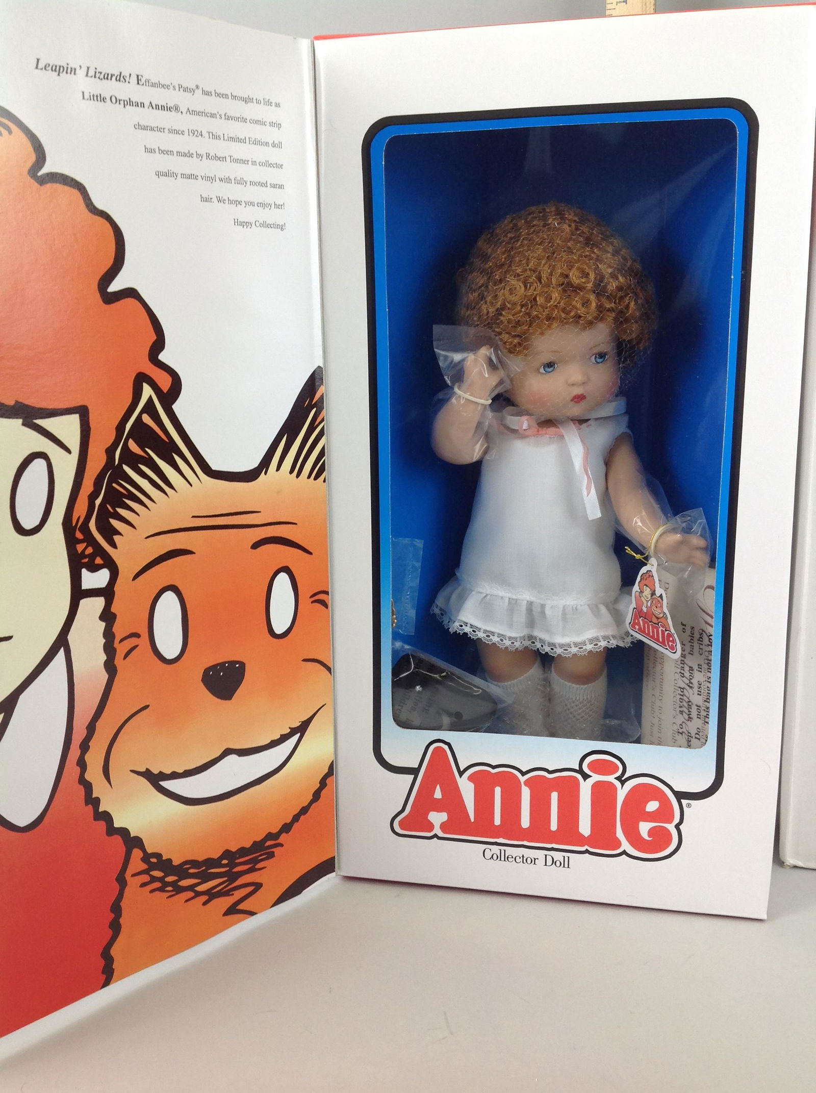 Effanbee, Absolute Annie Basic Doll: Effanbee, Absolute Annie Basic Doll, PA400, in original box