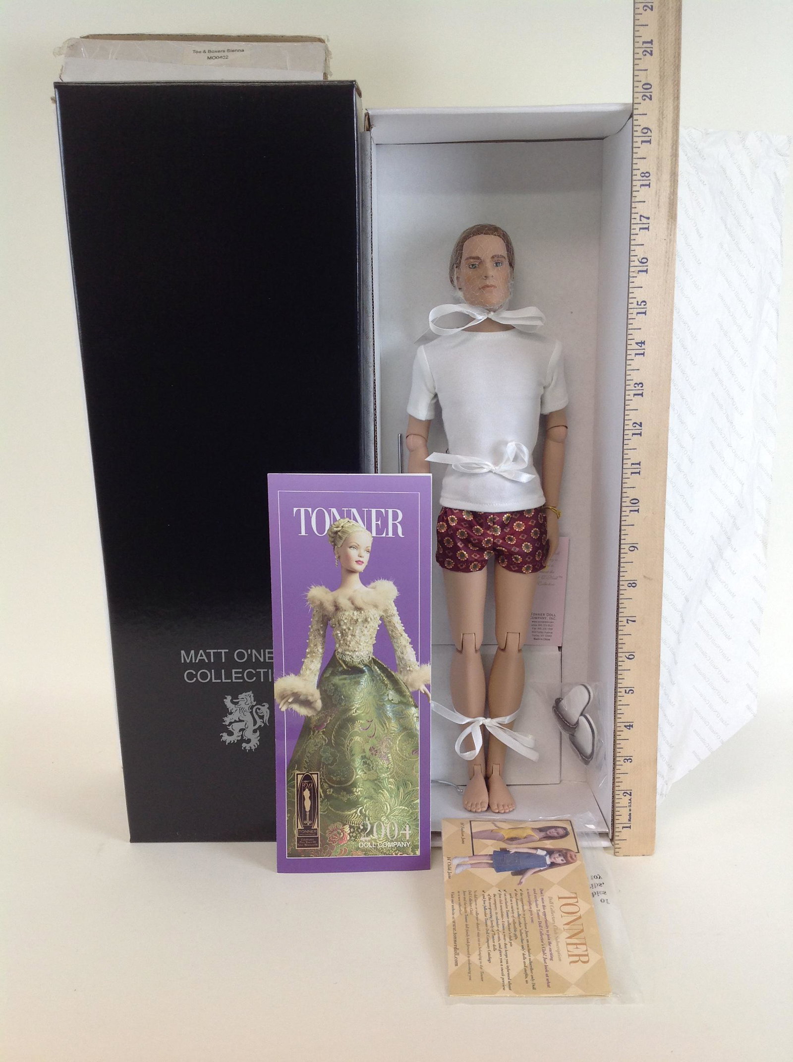 Tonner Matt O'Neill Tee & Boxers Sienna Doll: A Tonner Matt O'Neill "Tee & Boxers Sienna" doll. MO0402