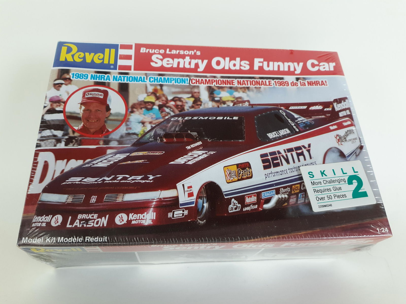 Revell 1/24 Bruce Larson's Sentry Olds Funny Car Model: A Revell 1/24 scale Bruce Larson's Sentry Olds Funny Car model kit