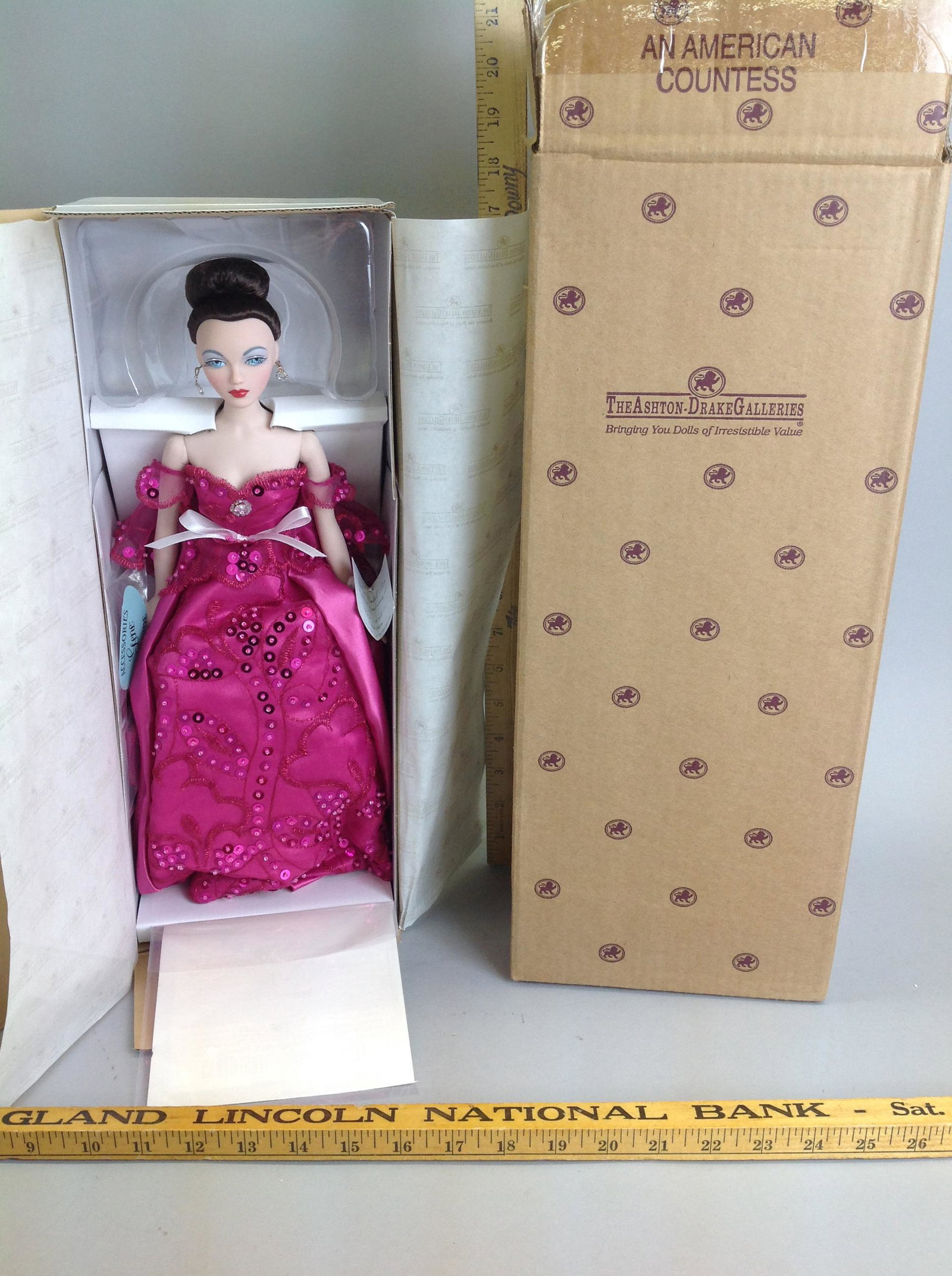 Ashton Drake, Gene, An American Countess Doll: Ashton Drake, Gene Collection, An American Countess Doll, 76082, in original box