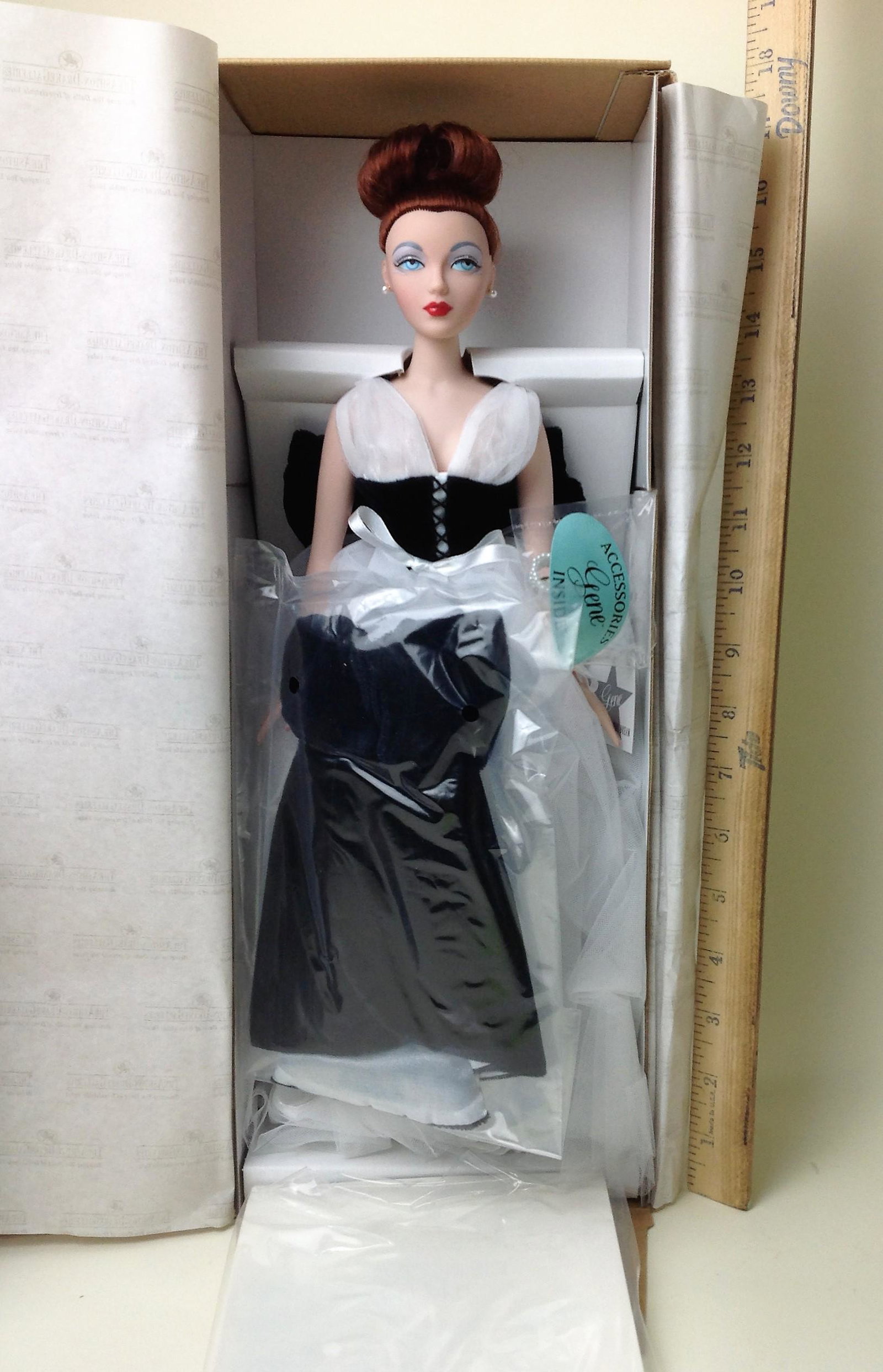Ashton Drake, Gene, Covent Garden Doll: Ashton Drake, Gene Collection, Convent Garden Doll, 94664, in original box