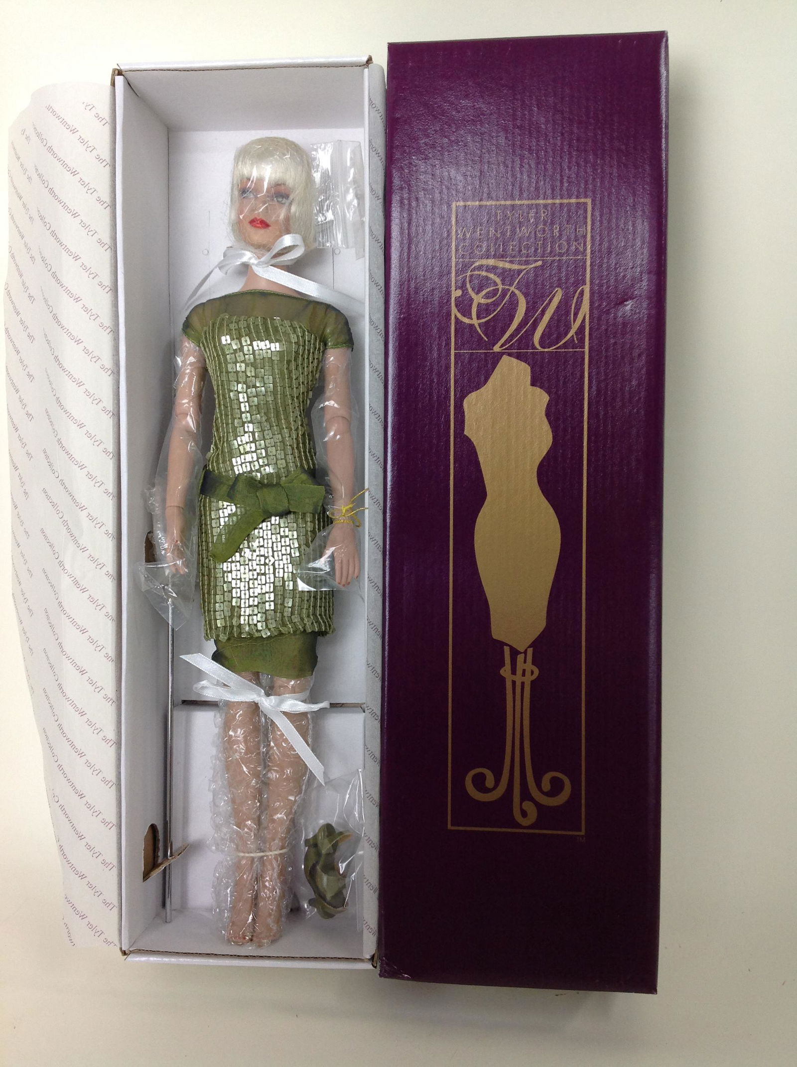 Tonner, Tyler Wentworth, Modern Mood - Sydney Chase (1 of 1)