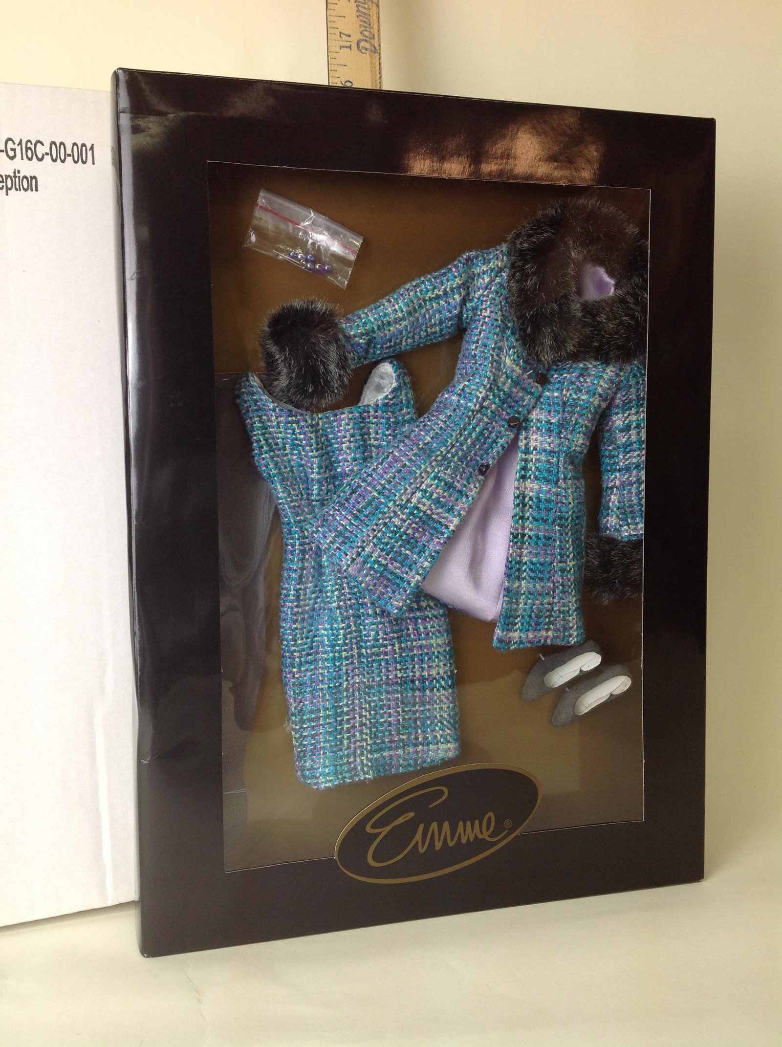 Tonner Emme Gallery Reception Doll Clothing: A Tonner Emme "Gallery Reception" doll clothing set. T5-G16C-00-001
