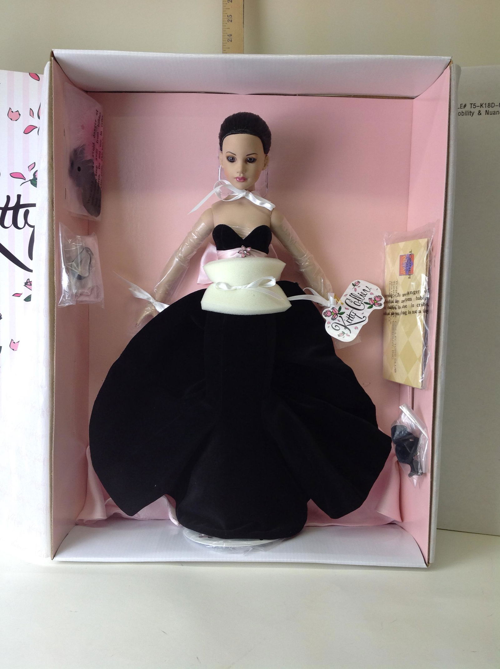 Tonner Kitty Collier Nobility & Nuances Doll (1 of 1)
