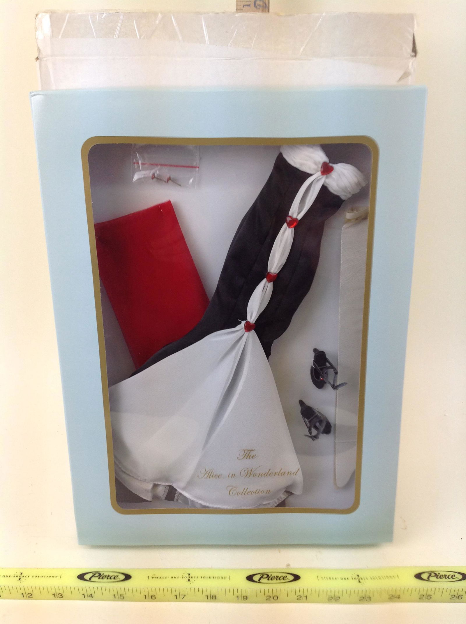 Tonner Doll, Alice in Wonderland Doll Accessory (1 of 1)