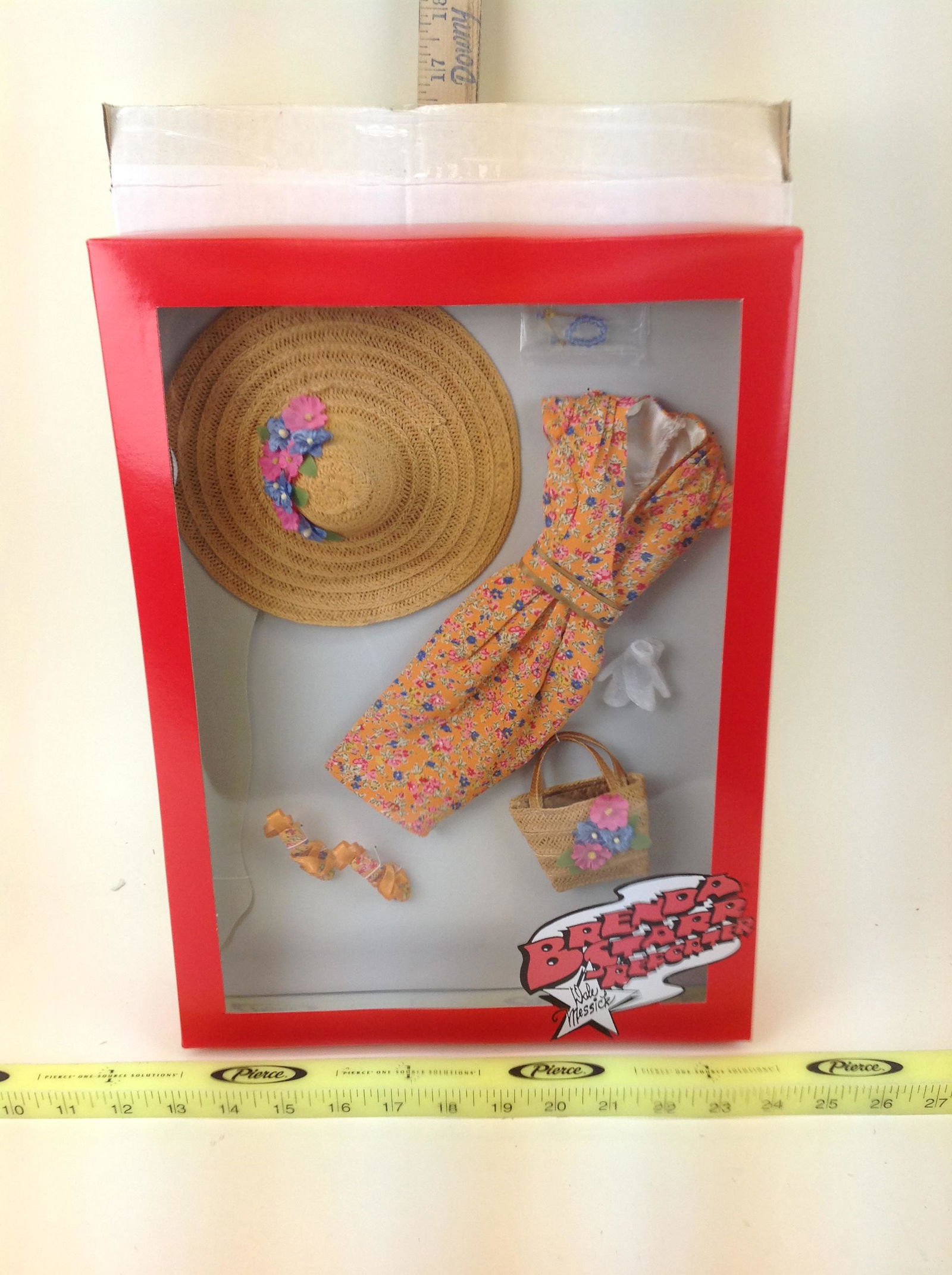 Effanbee Doll Accessory, Garden Club (1 of 1)