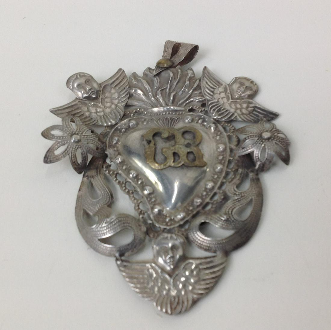 Spanish Colonial 800 Silver Sacred Heart Pendant (1 of 3)