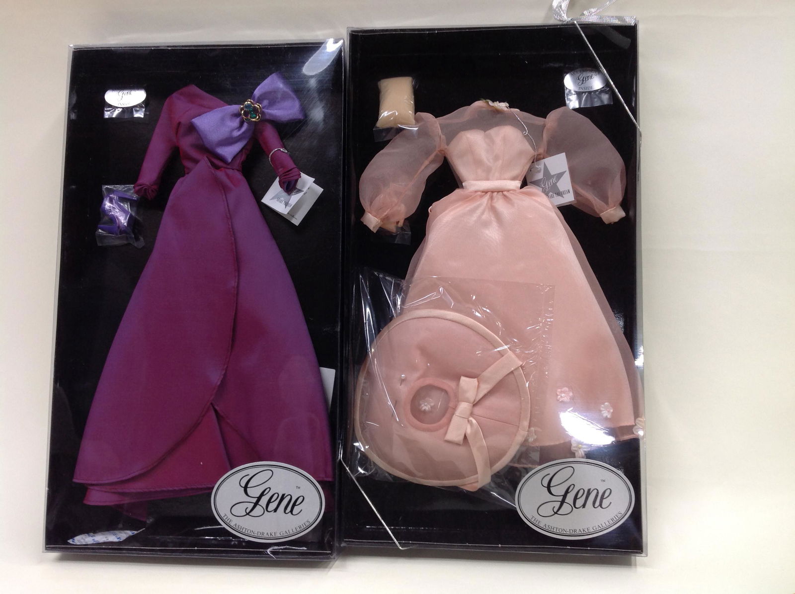 Ashton Drake, Gene Doll Accessories (2) (1 of 1)