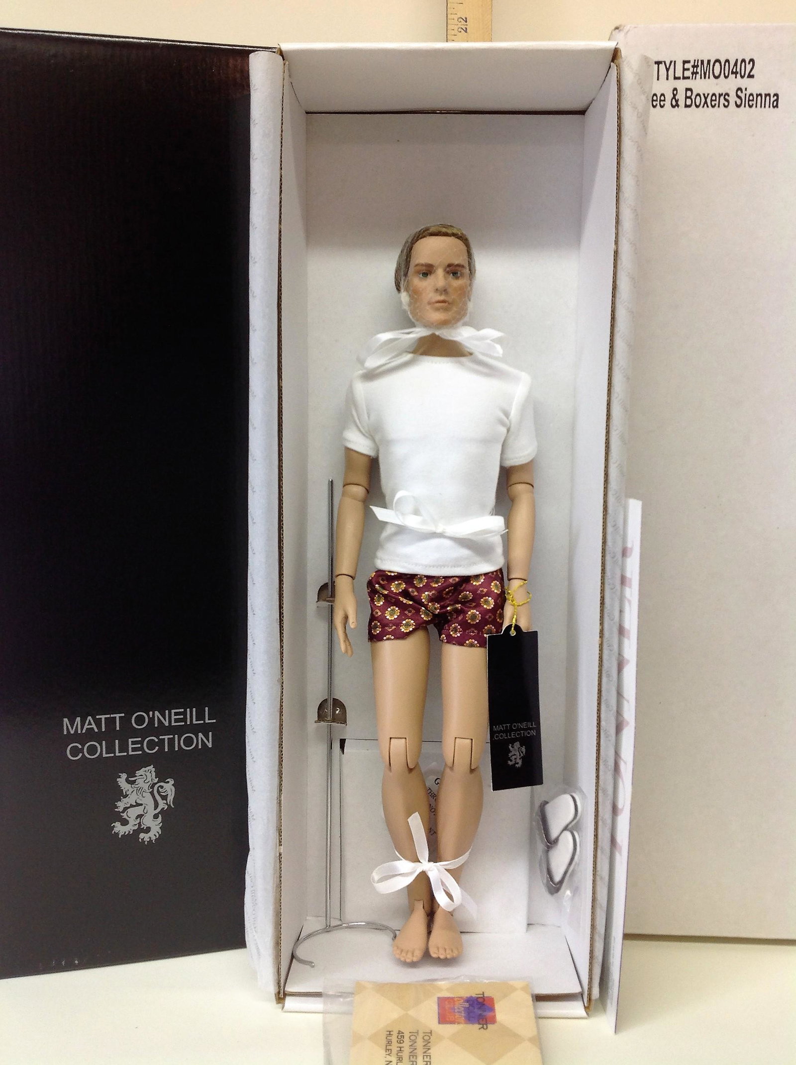 Tonner Matt O'Neill Tee & Boxers Sienna Doll: Tonner Matt O'Neill "Tee & Boxers Sienna" doll. MO0402