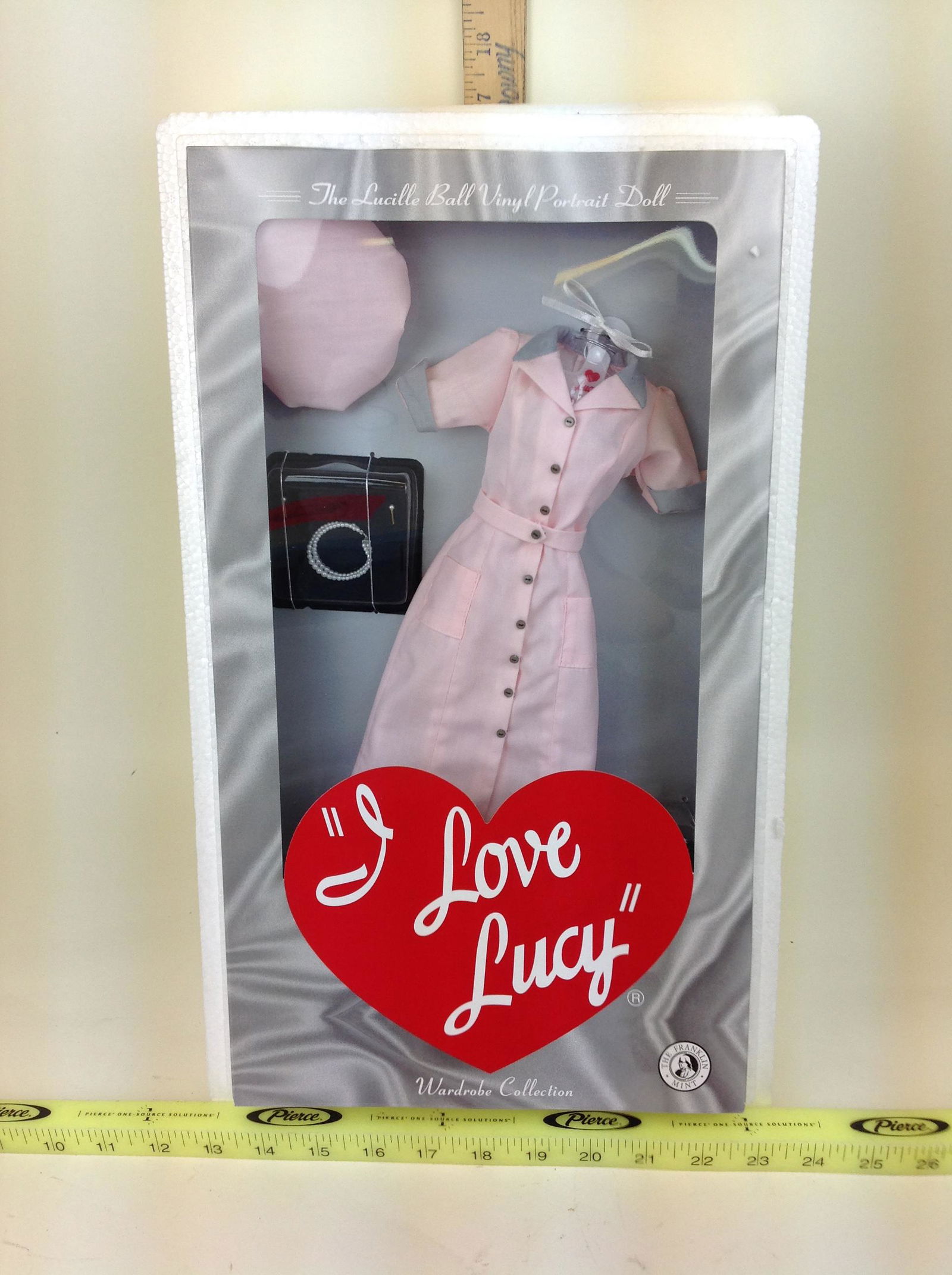Franklin Mint, I Love Lucy Doll Accessory (1 of 1)