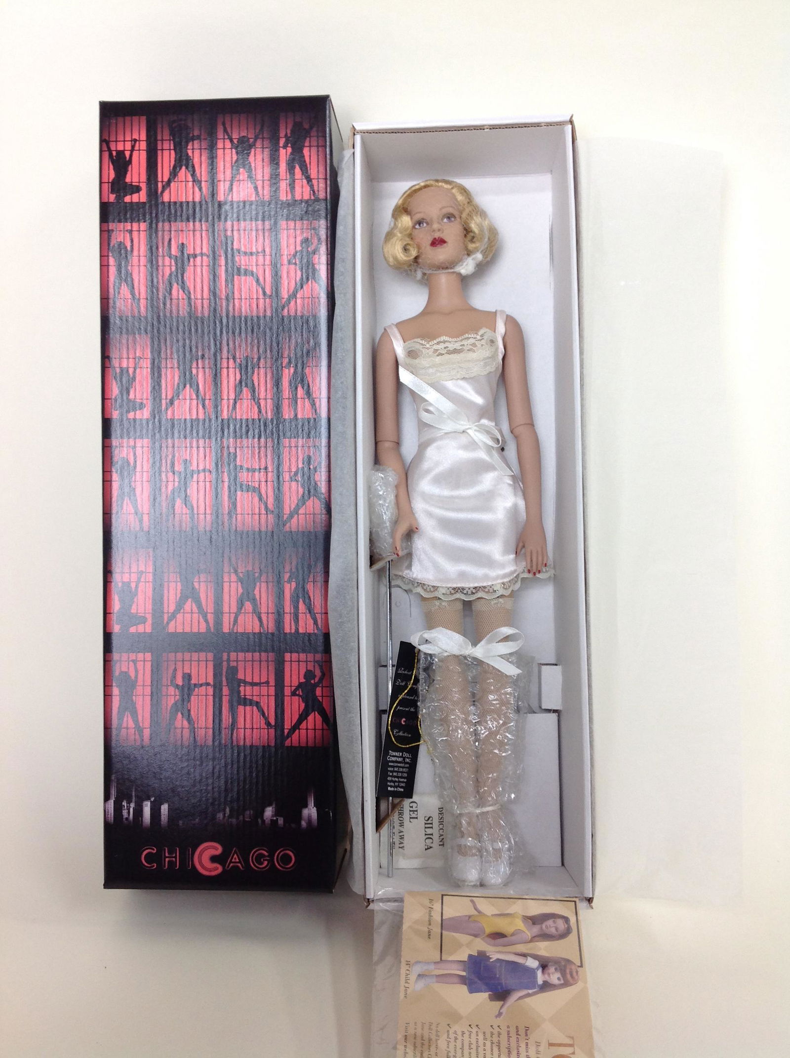 Tonner, Chicago, Roxie Hart Basic Doll (1 of 1)