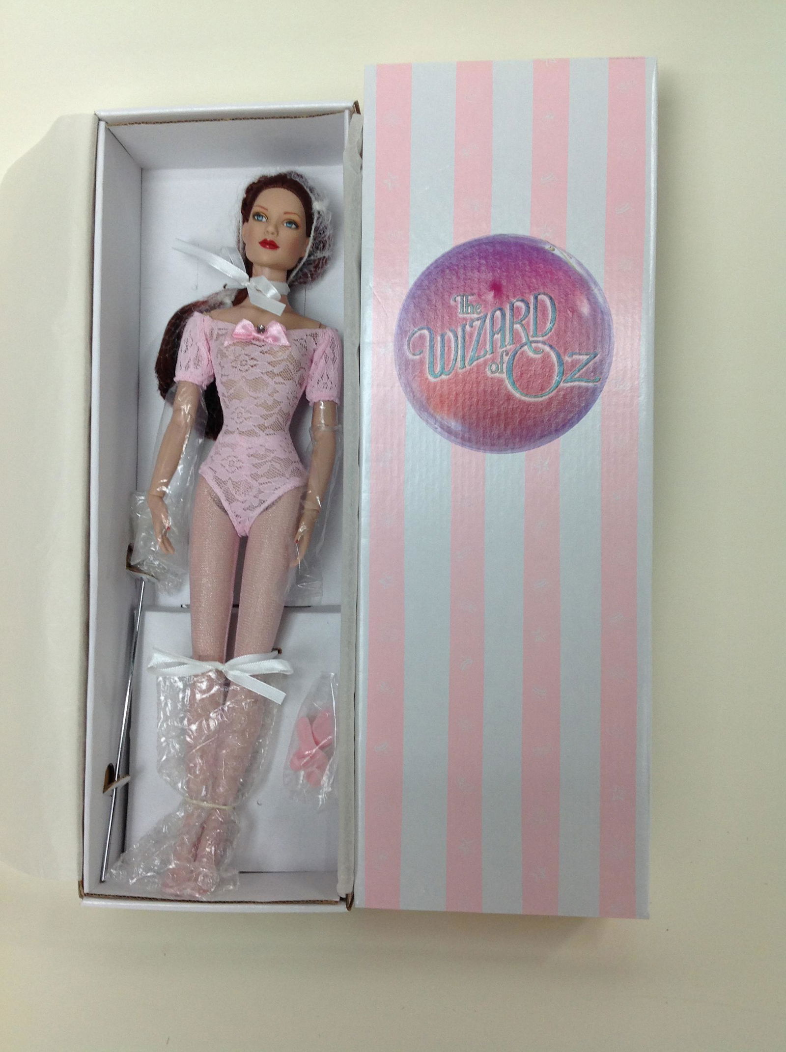 Tonner Doll, The Wizard Of Oz, Lady Ozmopolitan Doll