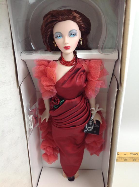 Ashton Drake, Gene, Red Venus Doll: Ashton Drake, Gene Collection, Retired Red Venus Doll, Toy Fair Debut Party 2001, in original box