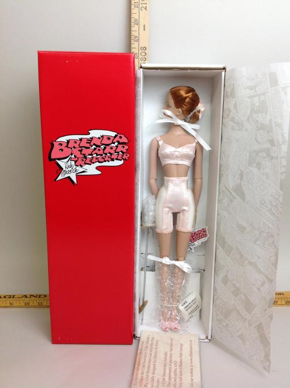 Effanbee, Brenda Starr Reporter, Basically Brenda Doll: Effanbee Doll Company, Brenda Starr Reporter, Basically Brenda Doll, BS0301, in original box