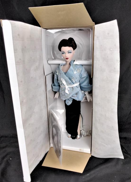 Ashton Drake, Gene, Midnight Gamble Doll: Ashton Drake, Gene Collection, Midnight Gamble Doll, 76074, in original box Mint Condition, in original box, please review images