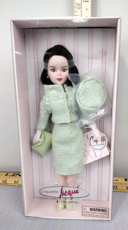 Madame Alexander Timeless Trend Coquette Jacqui Do (1 of 2)