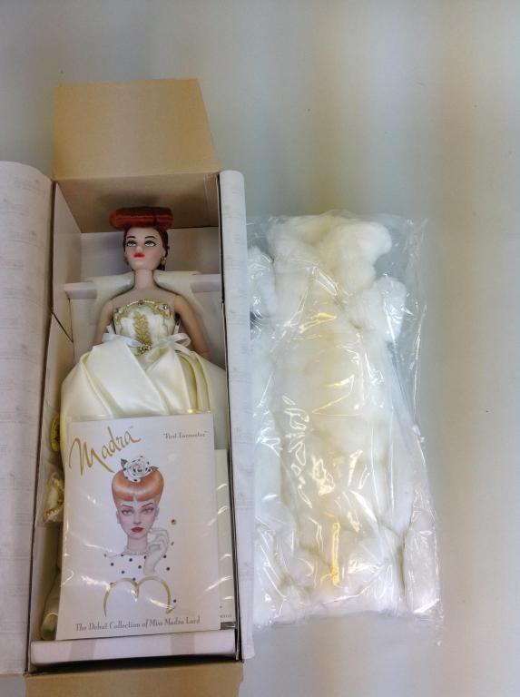 Ashton Drake, Gene, First Encounter Doll: Ashton Drake, Gene Collection, First Encounter Doll, 96311, in original box Mint Condition, in original box, please review images for condition