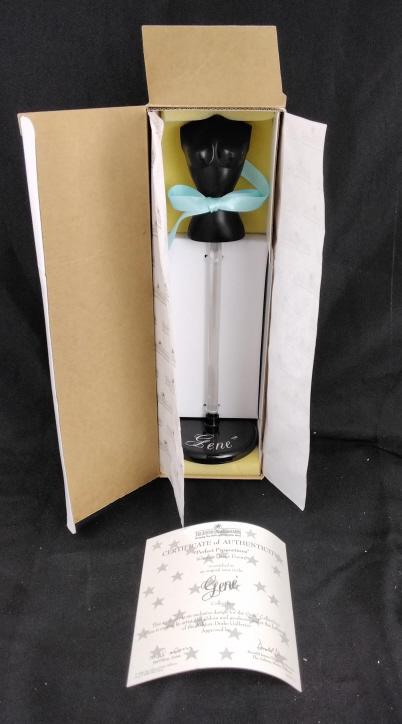 Ashton Drake, Gene, Perfect Proportions Doll Dorm: Ashton Drake, Gene Collection, Perfect Proportions Doll Form, in original box Accessory in Mint Condition, in original box which as some damage - paper peeling, please review images
