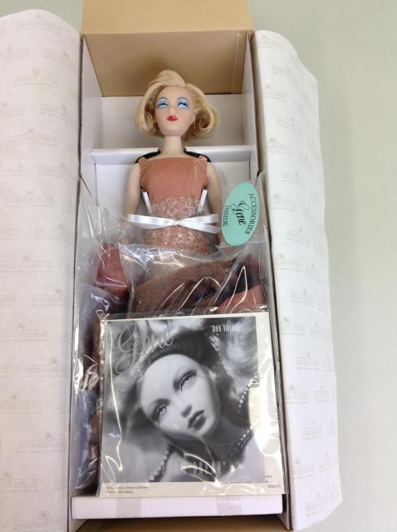 Ashton Drake, 2000 Gene, Bon Voyage Doll (1 of 1)