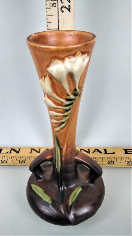 Roseville Pottery Freesia 7 1/2" Handled Bud Vase (1 of 5)