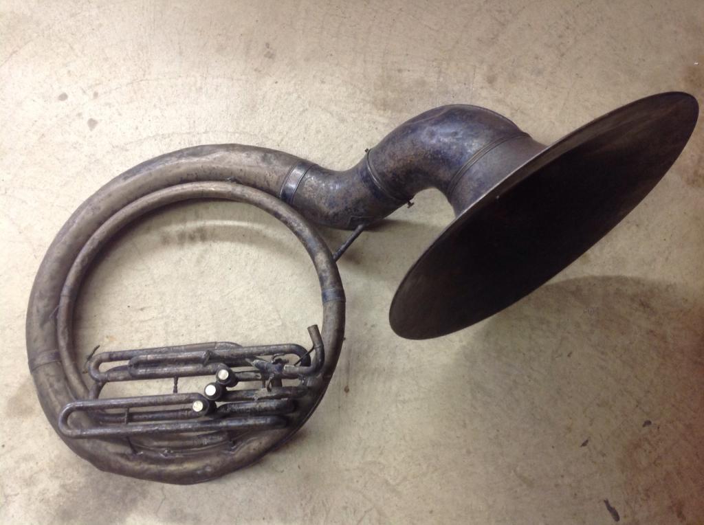 Ohio Band Instrument Co. Cleveland Tuba (1 of 6)