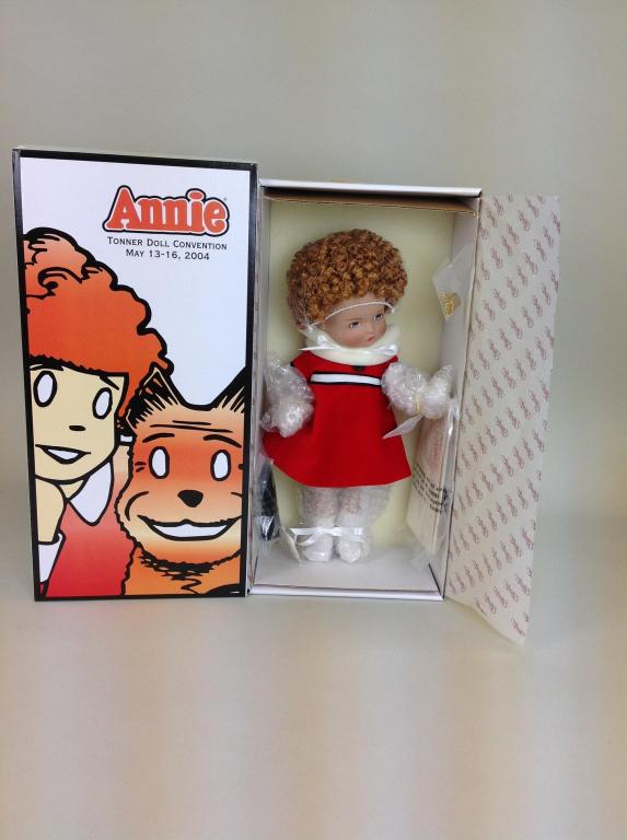 Effanbee, Patsy As Annie Doll: Effanbee Doll Company, Patsy As Annie Doll, EFFB9402, in original box Mint Condition, in original box, please review images