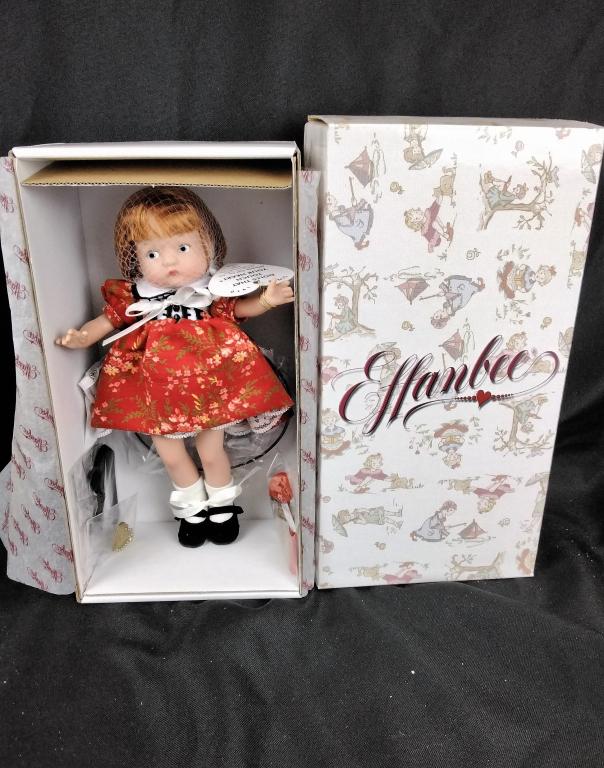 Effanbee, Apple for the Teacher Doll: Effanbee Doll Company, Patsyette Apple for the Teacher Doll, 9", EFPY1401, in original box Mint Condition, in original box, please review images