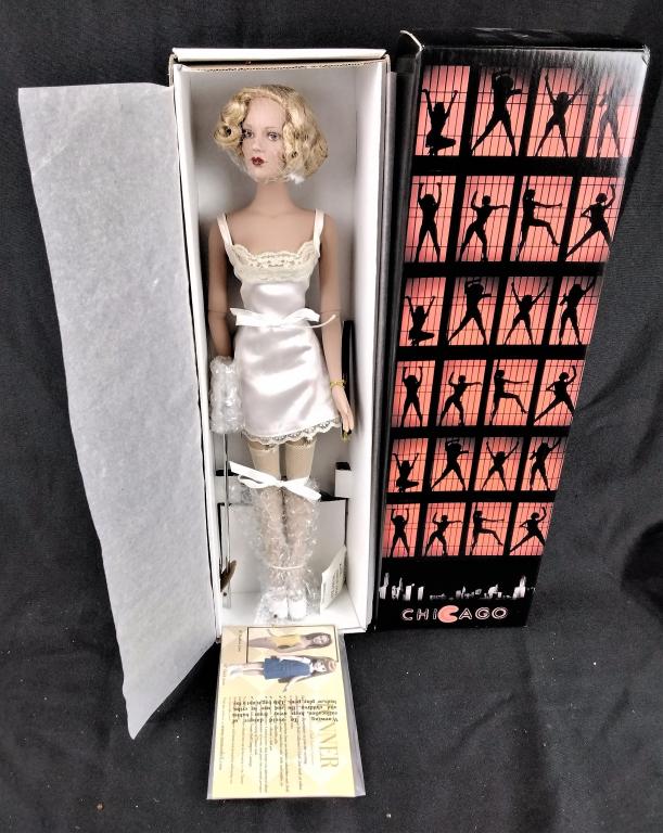 Tonner, Chicago, Roxie Hart Basic Doll (1 of 1)