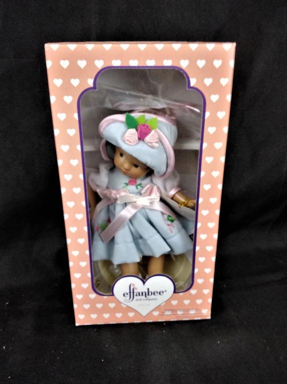 Ashton Drake, Patsyette March Doll: Ashton Drake, Patsyette March Doll, EFPY38463, in original box Mint Condition, in original box, please review images