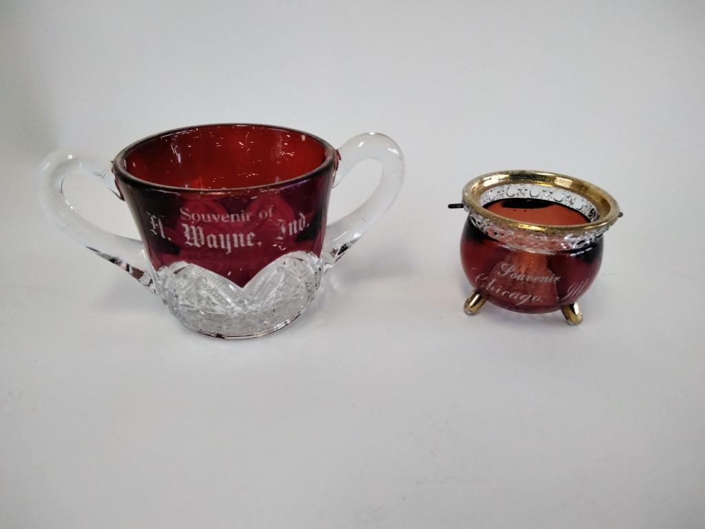 Ruby Flash Glass Caulron Chicago Souvenir and Suga Cauldron 2"H x 2.5" diameter, sugar shows wear (1 of 8)